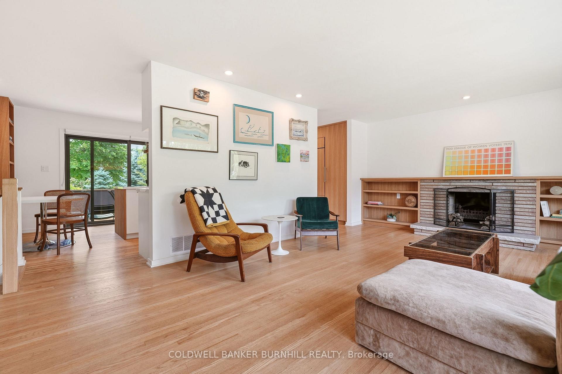 Photo 11 of 332 Newbold Court, Burlington, Brant — HOMEH