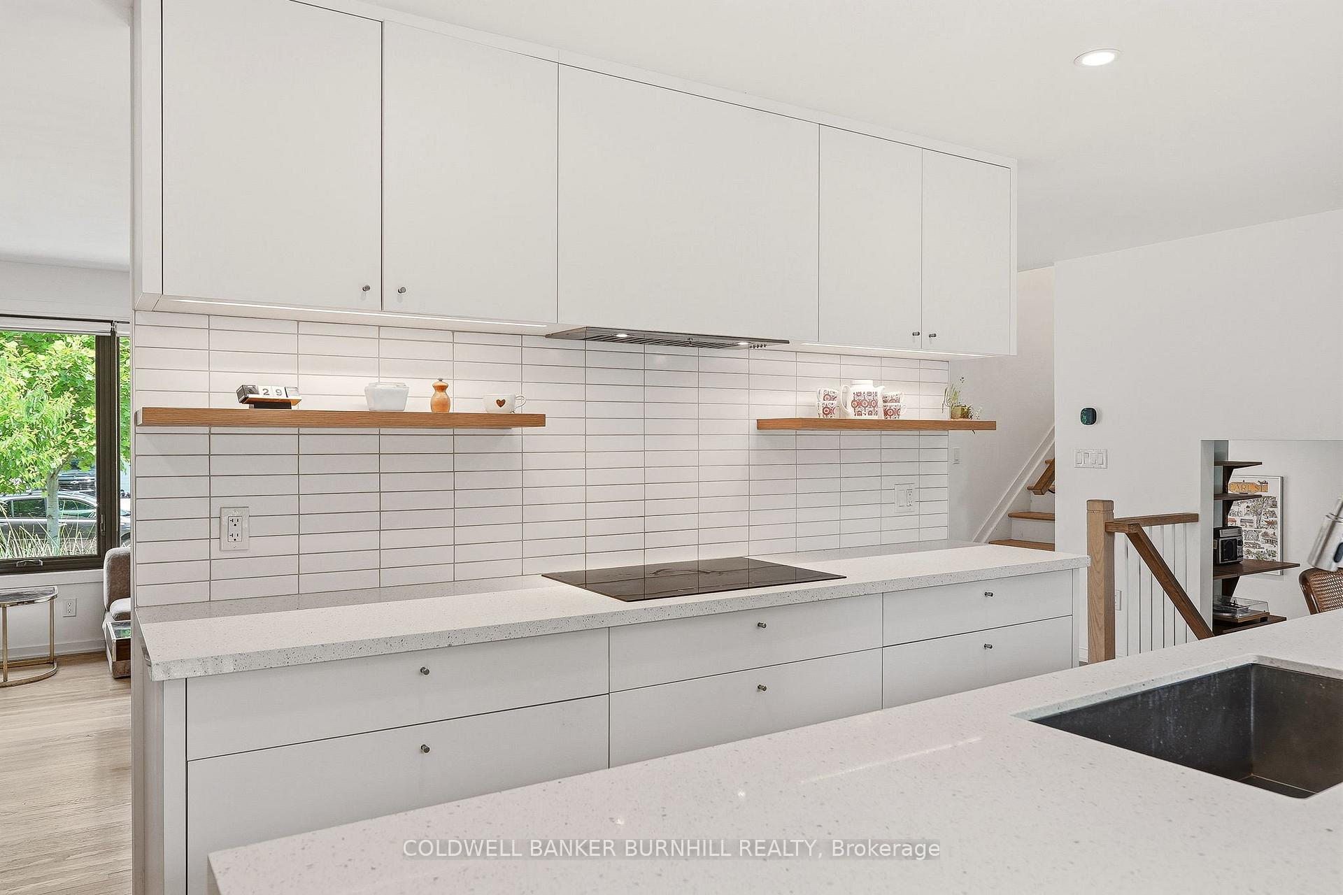 Photo 18 of 332 Newbold Court, Burlington, Brant — HOMEH