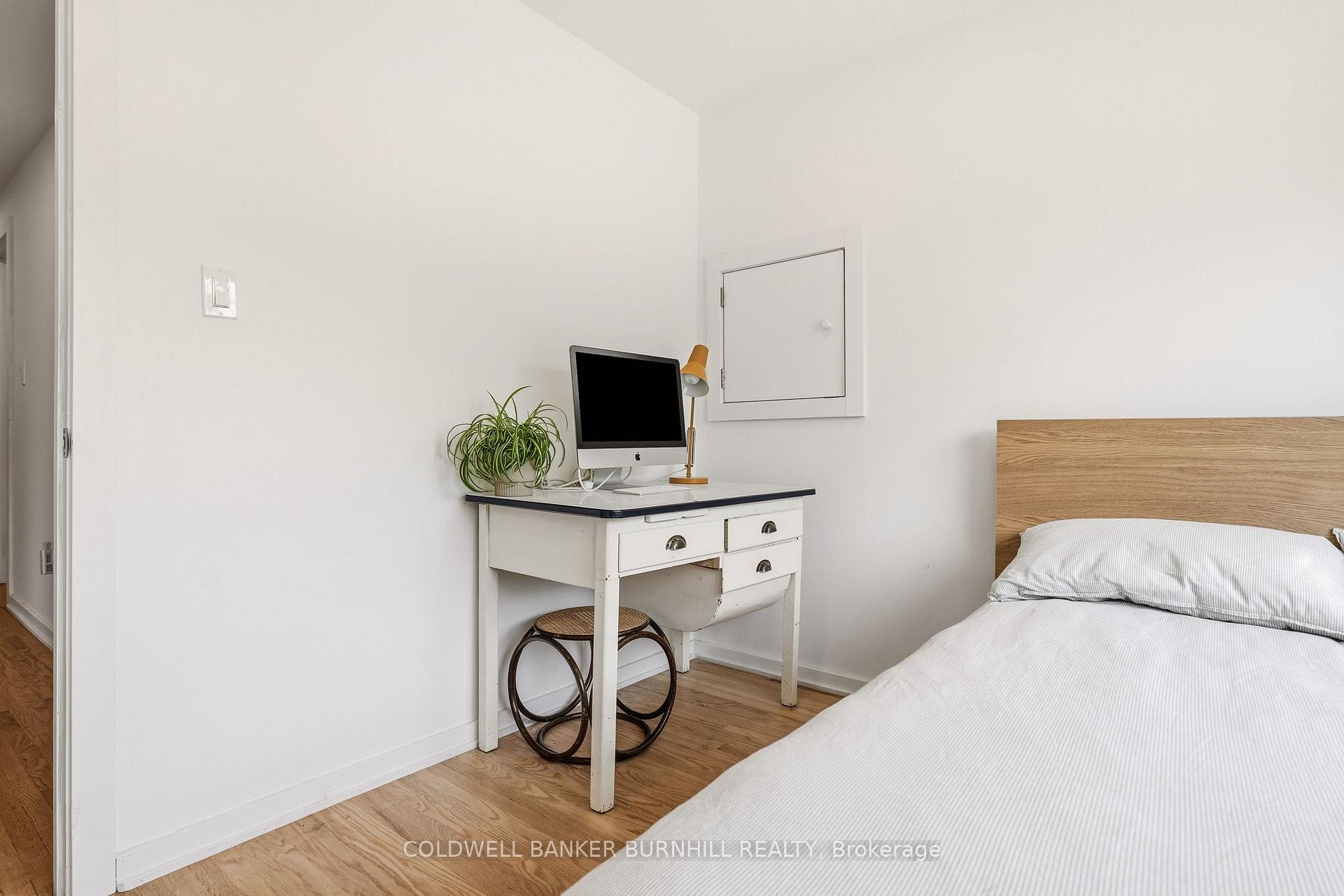 Photo 31 of 332 Newbold Court, Burlington, Brant — HOMEH
