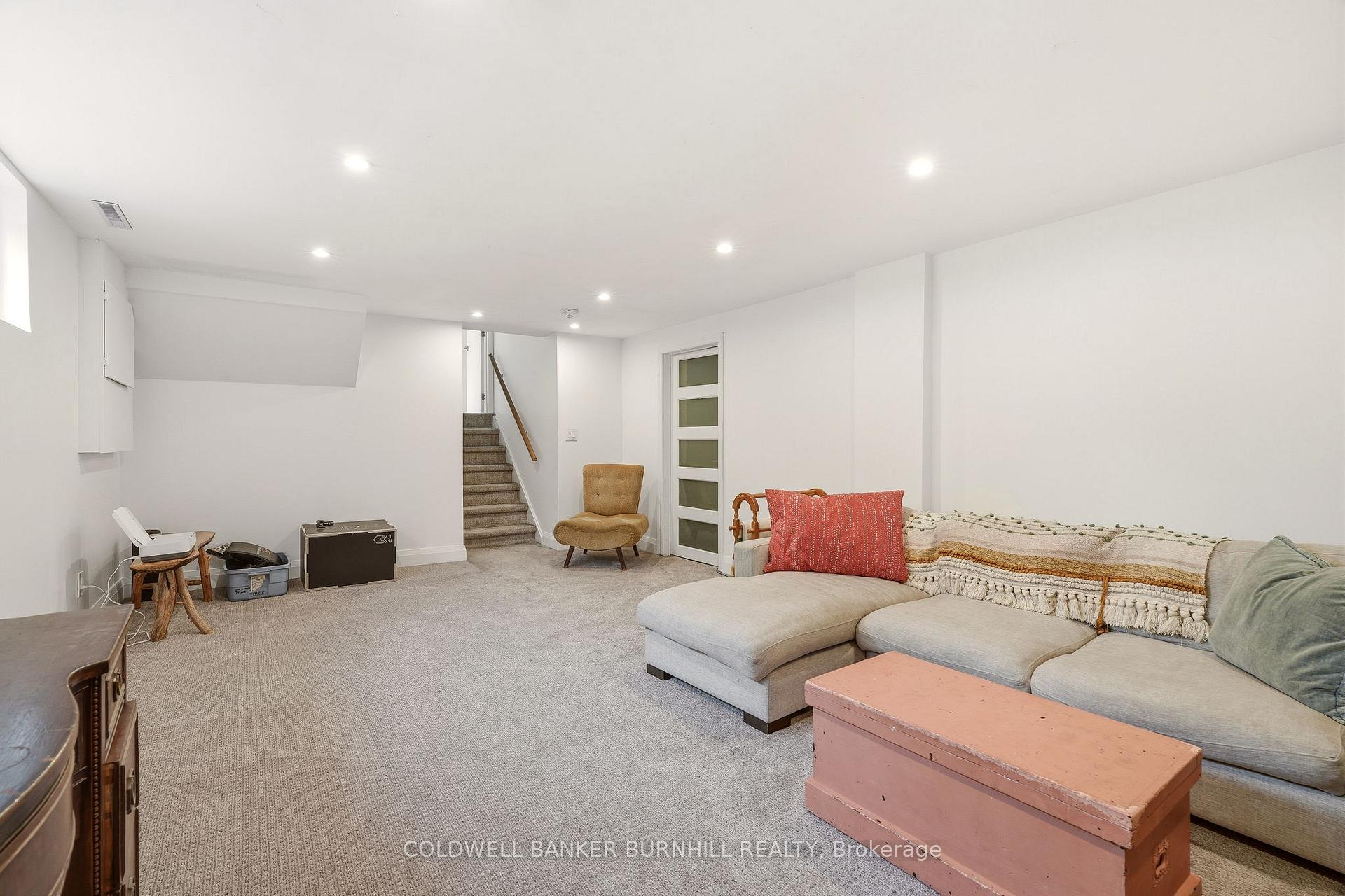 Photo 33 of 332 Newbold Court, Burlington, Brant — HOMEH
