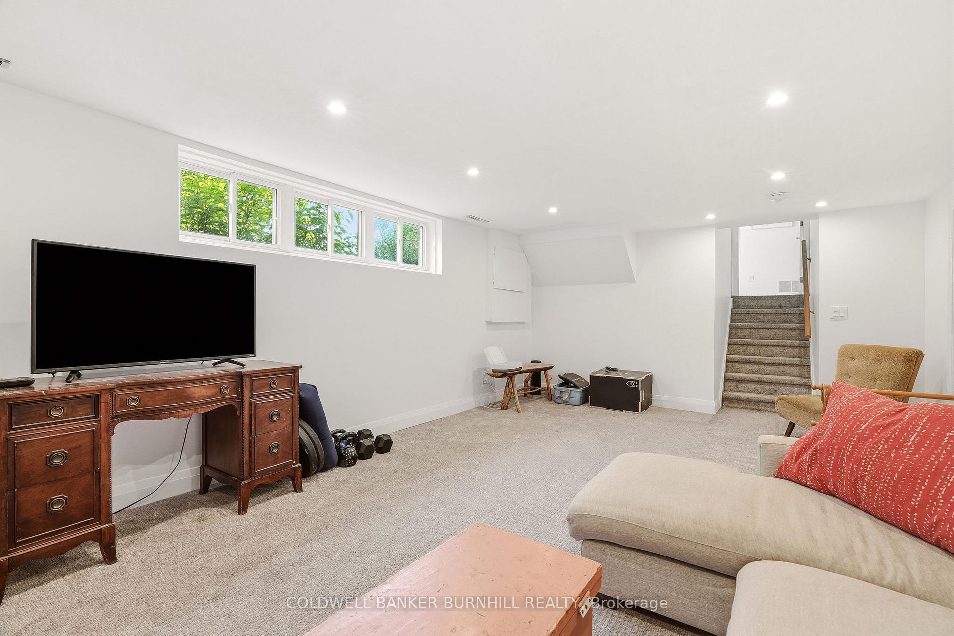 Photo 34 of 332 Newbold Court, Burlington, Brant — HOMEH