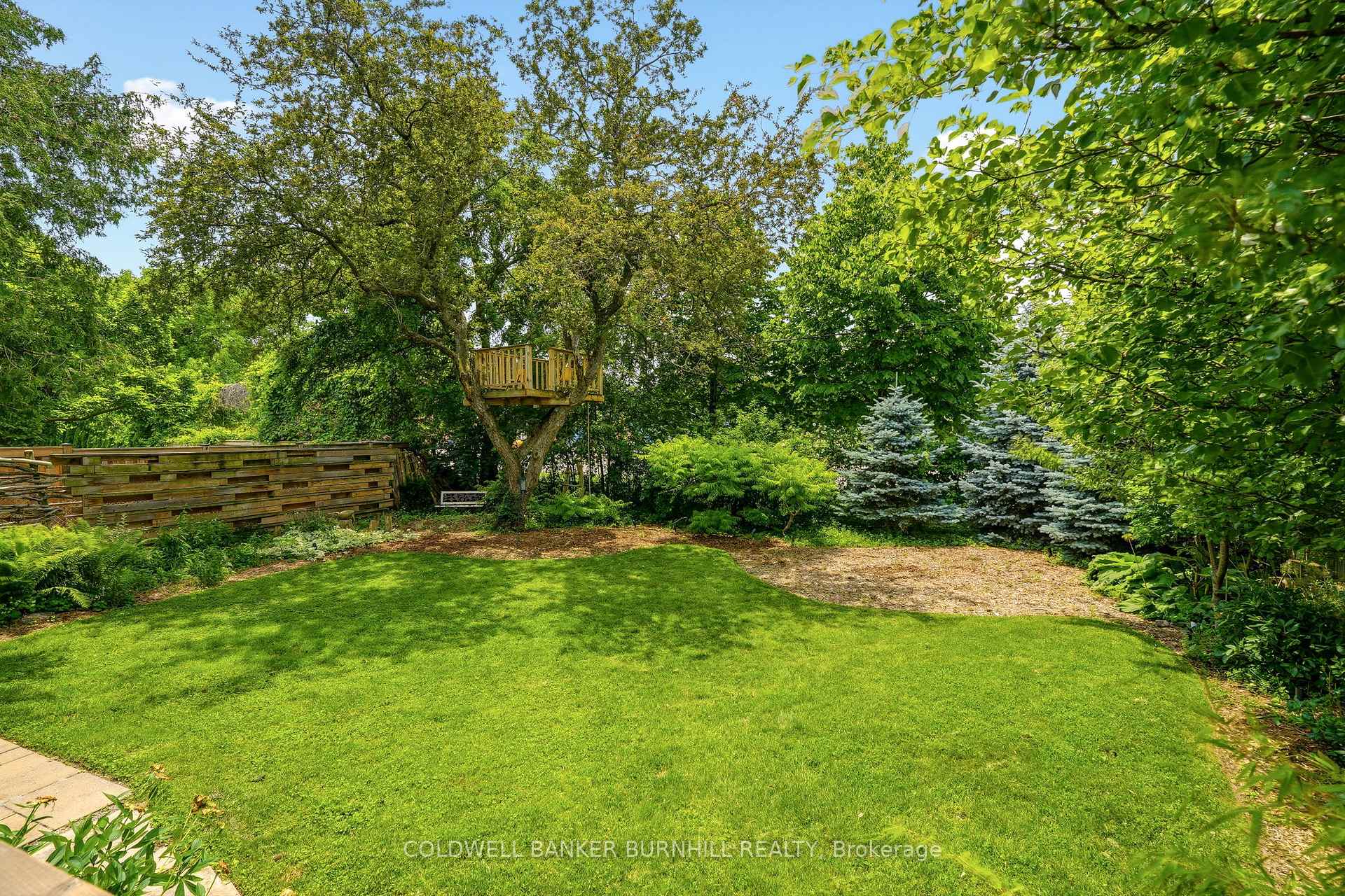 Photo 44 of 332 Newbold Court, Burlington, Brant — HOMEH