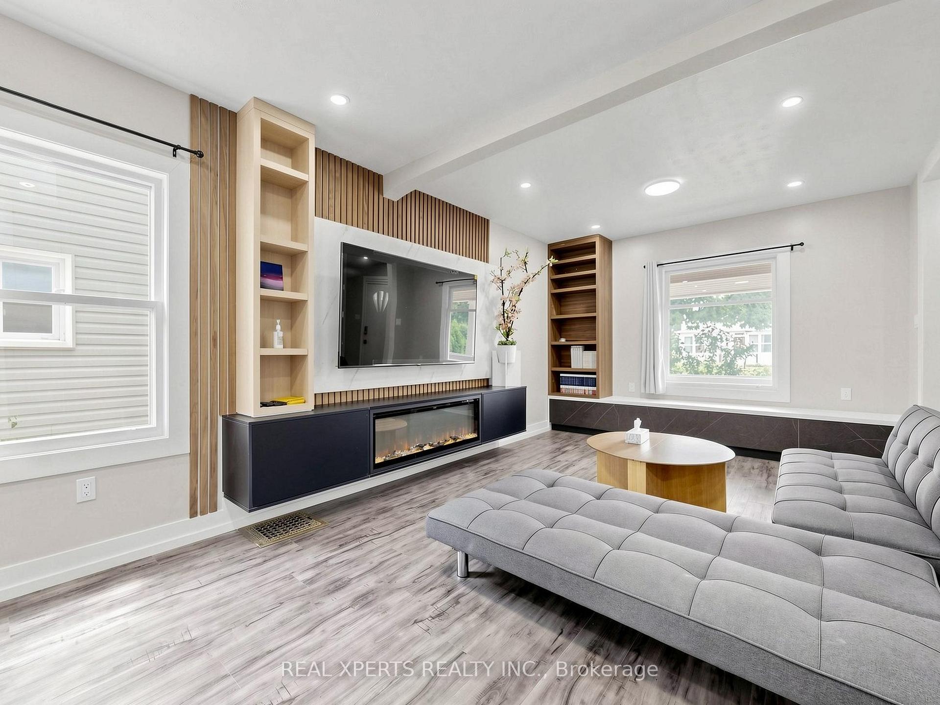 Photo 5 of 4564 Fourth Avenue, Niagara Falls, Cherrywood — HOMEH