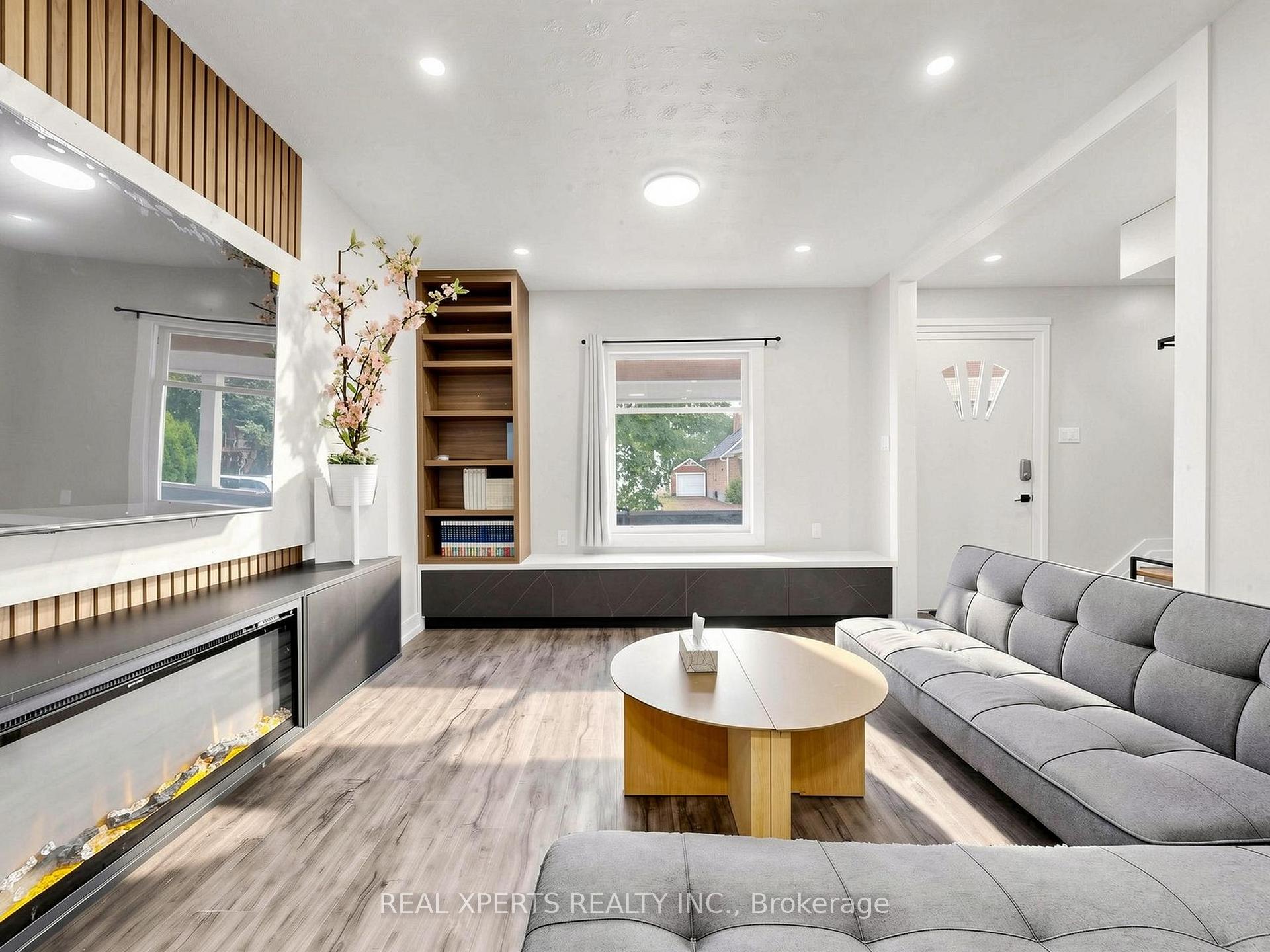 Photo 9 of 4564 Fourth Avenue, Niagara Falls, Cherrywood — HOMEH
