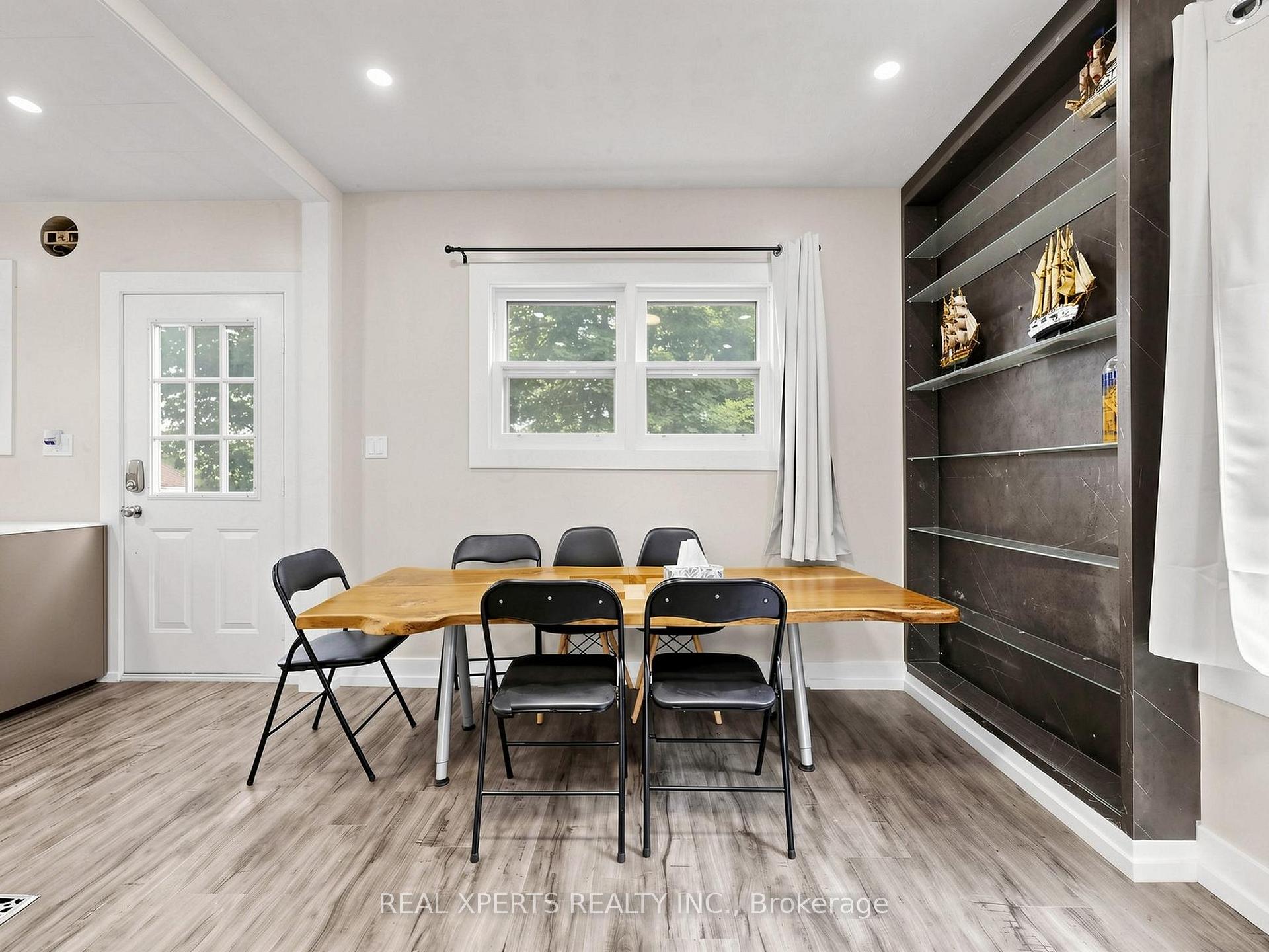 Photo 10 of 4564 Fourth Avenue, Niagara Falls, Cherrywood — HOMEH
