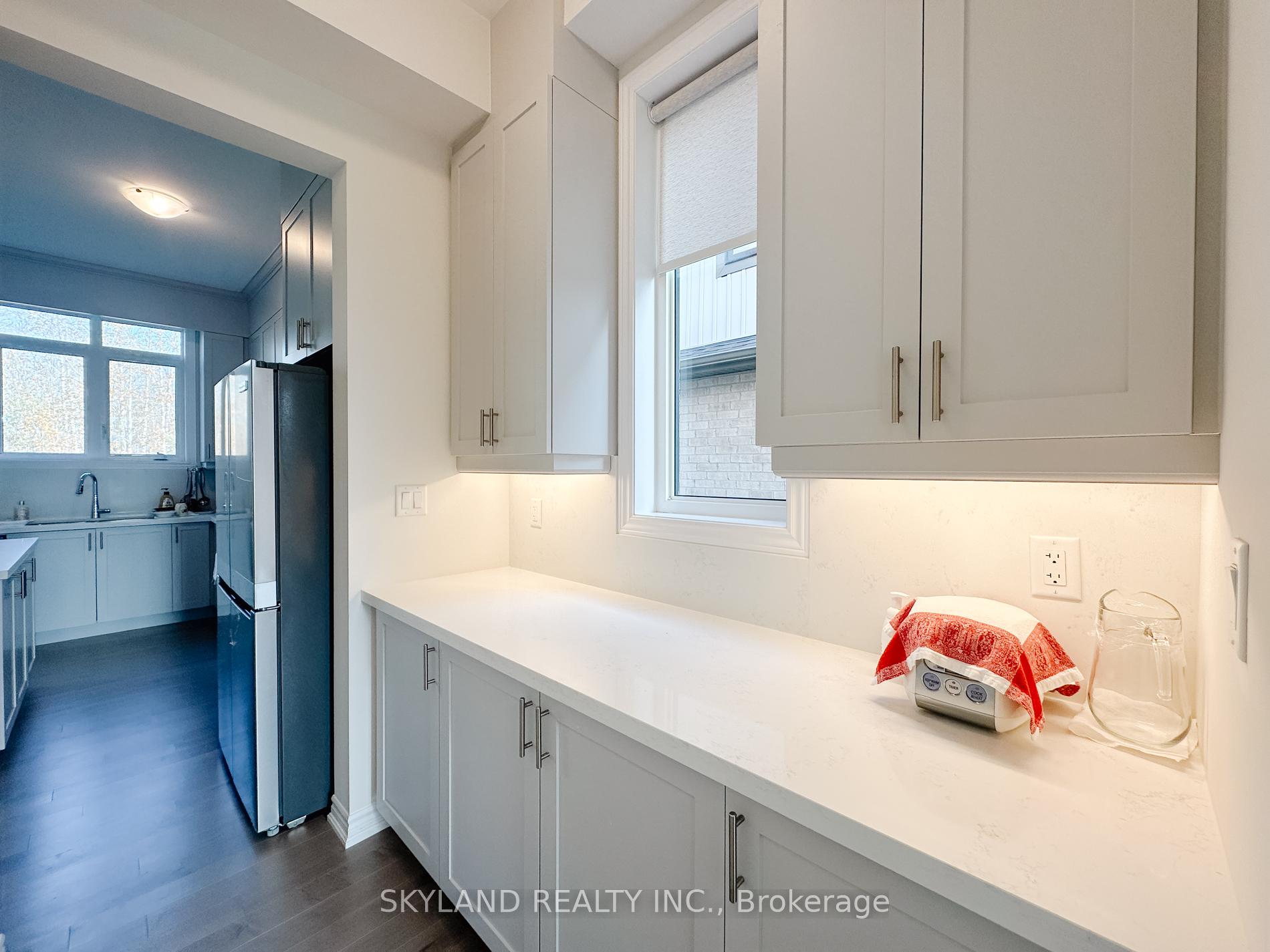 Photo 4 of 33 Del Ray Crescent, Wasaga Beach — HOMEH