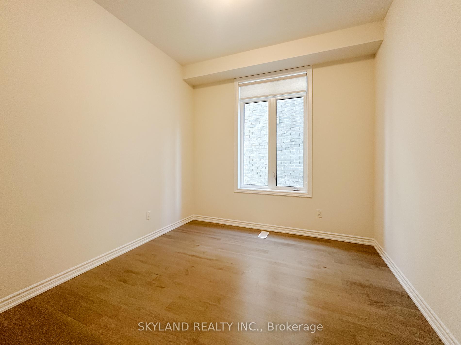 Photo 7 of 33 Del Ray Crescent, Wasaga Beach — HOMEH