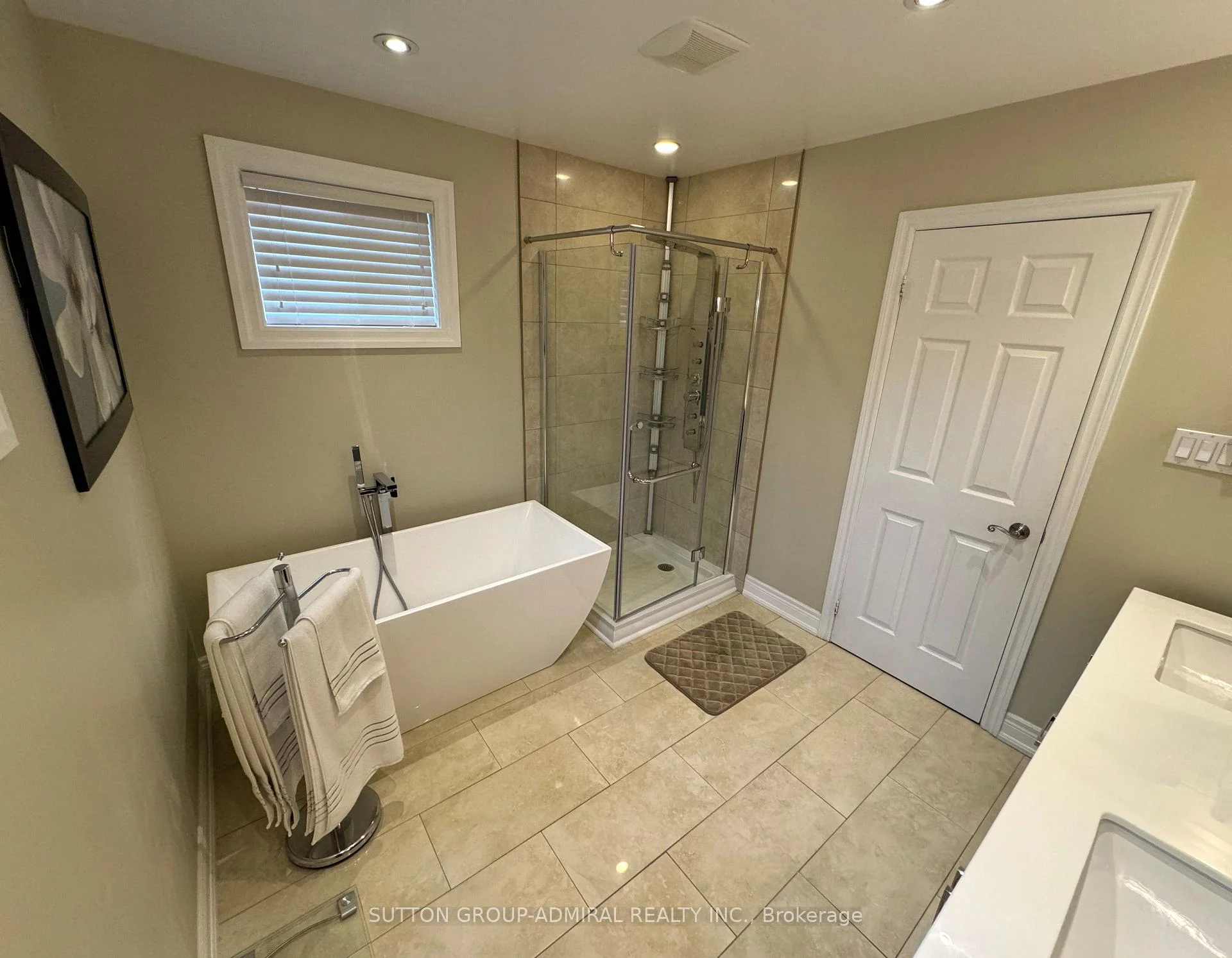Photo 27 of 148 Mountbatten Road, Vaughan, Beverley Glen — HOMEH