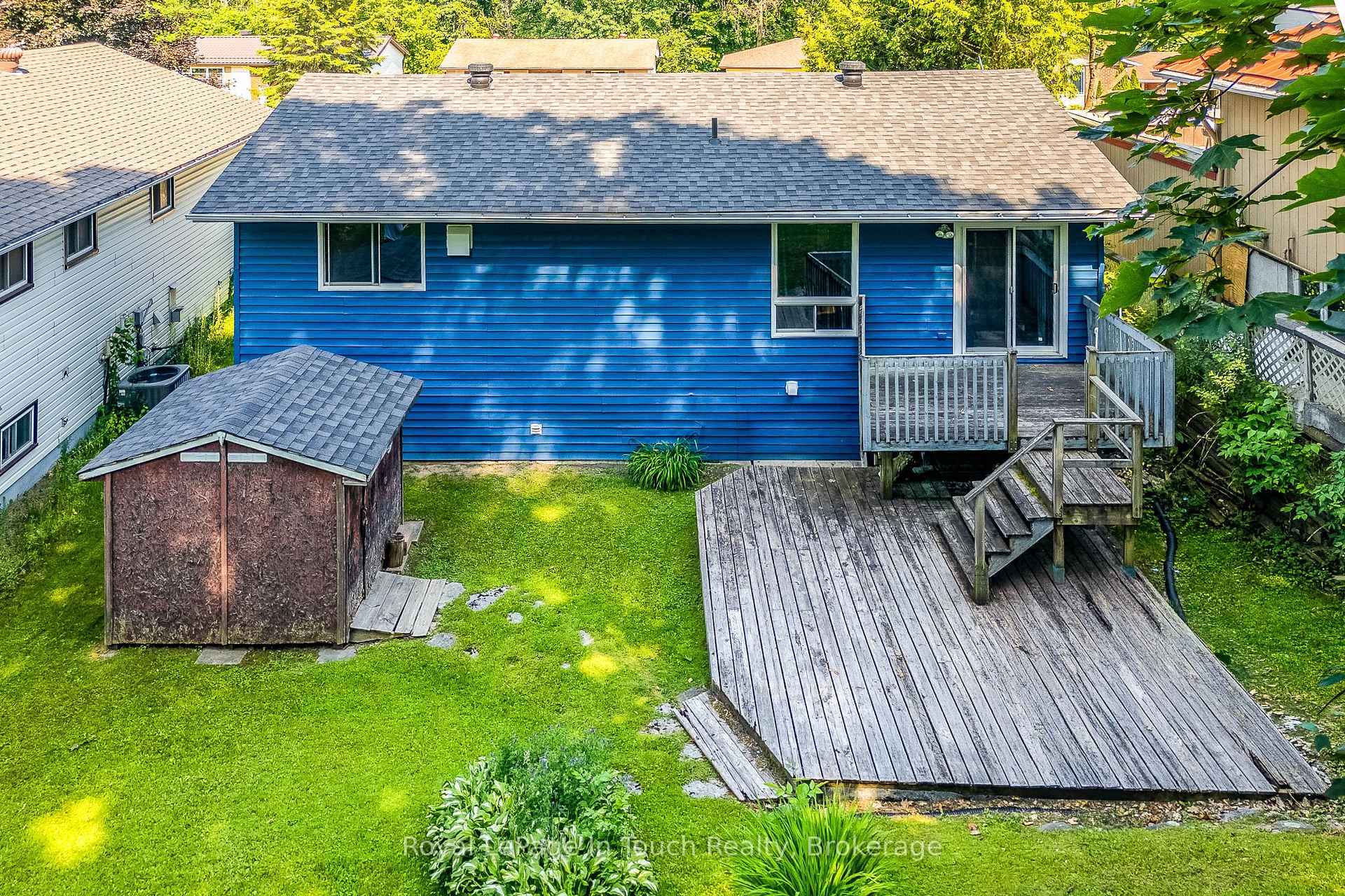 Photo 16 of 817 Birchwood Drive, Midland — HOMEH