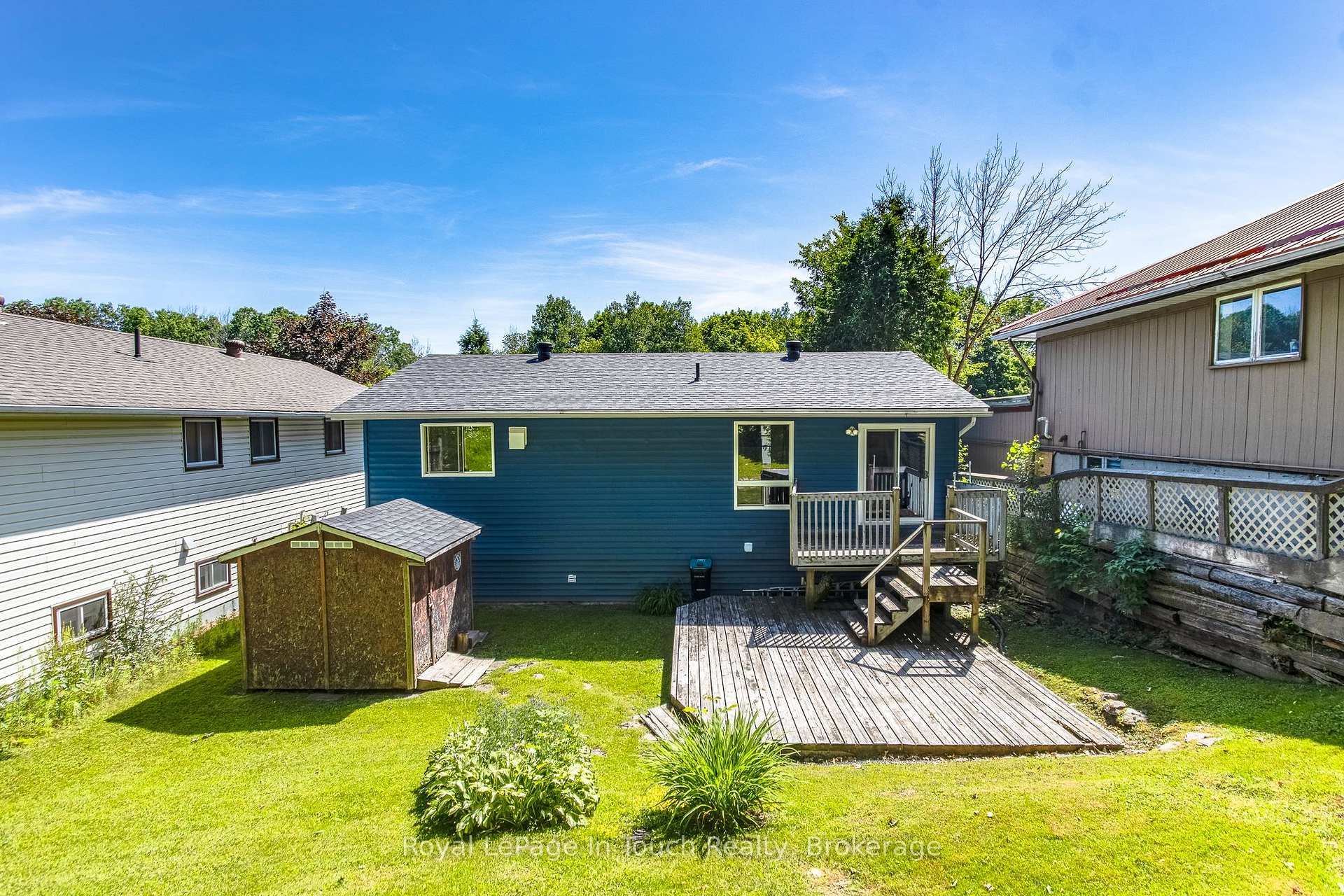 Photo 17 of 817 Birchwood Drive, Midland — HOMEH