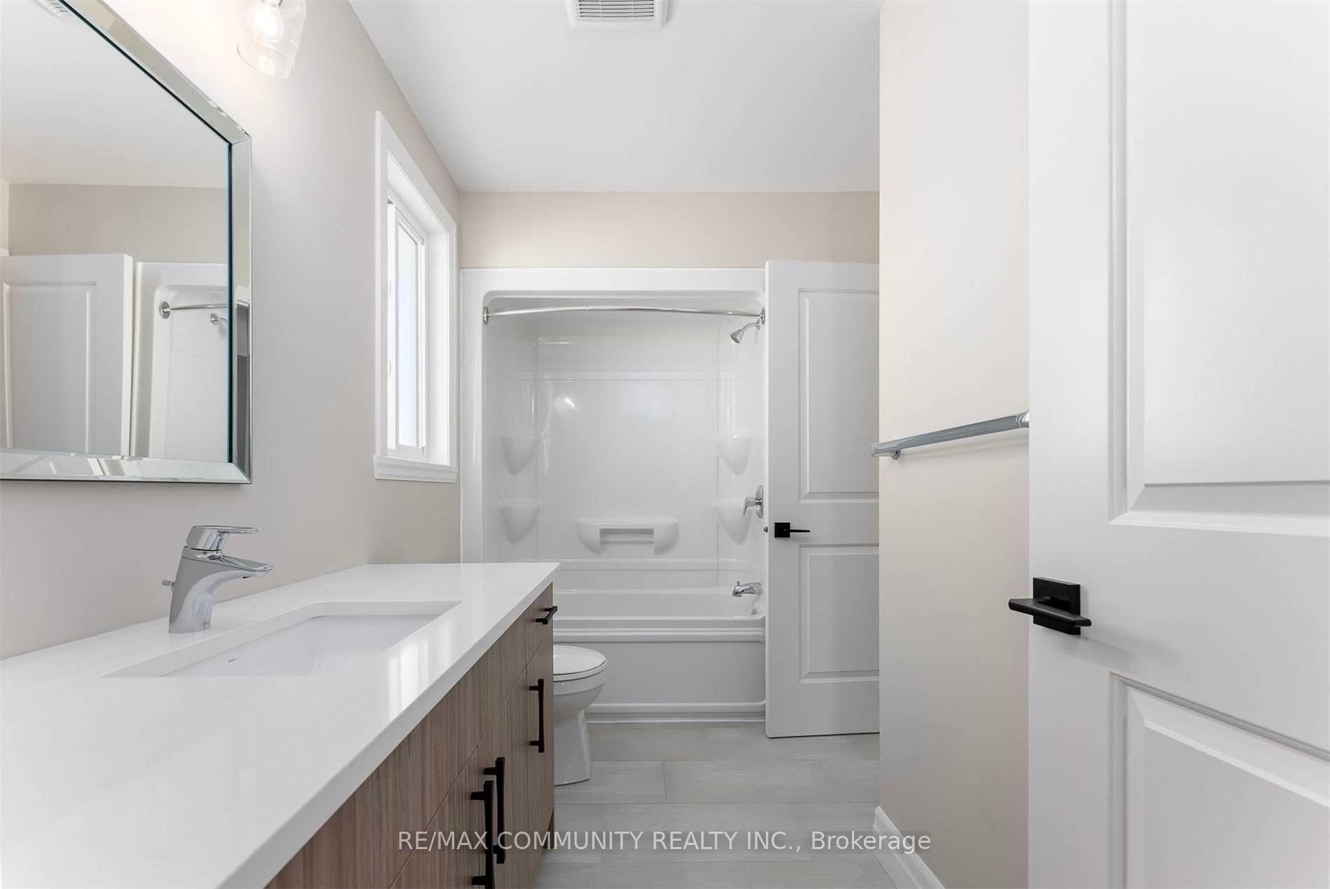 Photo 14 of 32 Cattail Crescent, Quinte West, Murray Ward — HOMEH