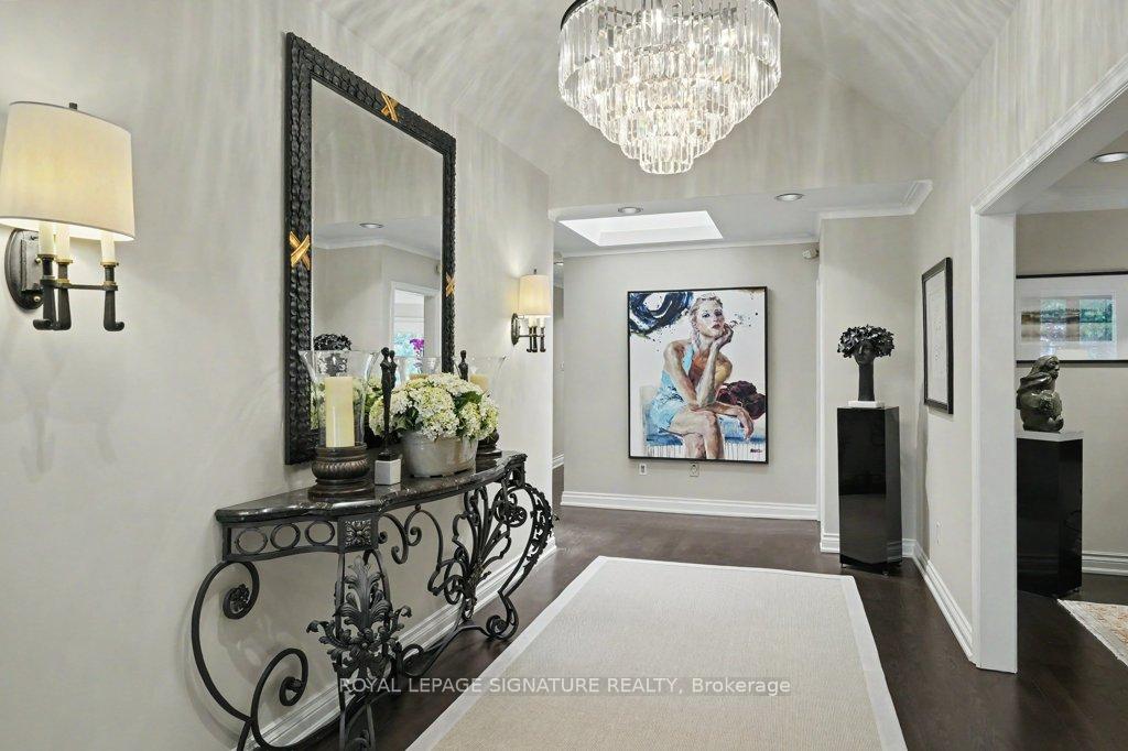 Photo 8 of 57 Wimpole Drive, North York, St. Andrew-Windfields — HOMEH