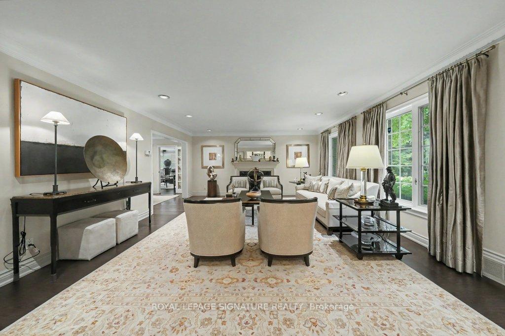 Photo 9 of 57 Wimpole Drive, North York, St. Andrew-Windfields — HOMEH
