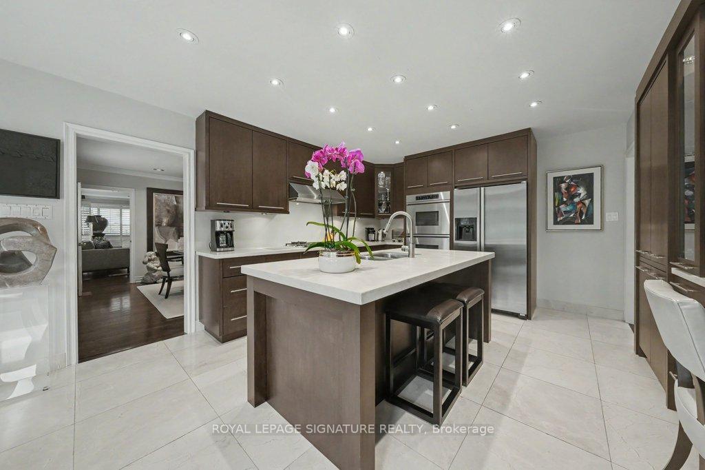 Photo 16 of 57 Wimpole Drive, North York, St. Andrew-Windfields — HOMEH