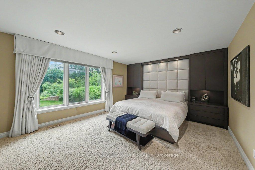 Photo 20 of 57 Wimpole Drive, North York, St. Andrew-Windfields — HOMEH