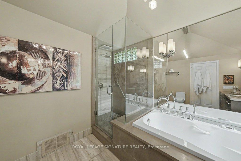 Photo 23 of 57 Wimpole Drive, North York, St. Andrew-Windfields — HOMEH