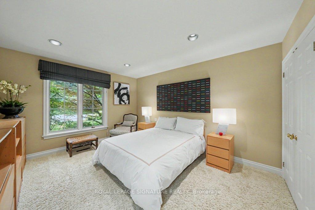 Photo 24 of 57 Wimpole Drive, North York, St. Andrew-Windfields — HOMEH