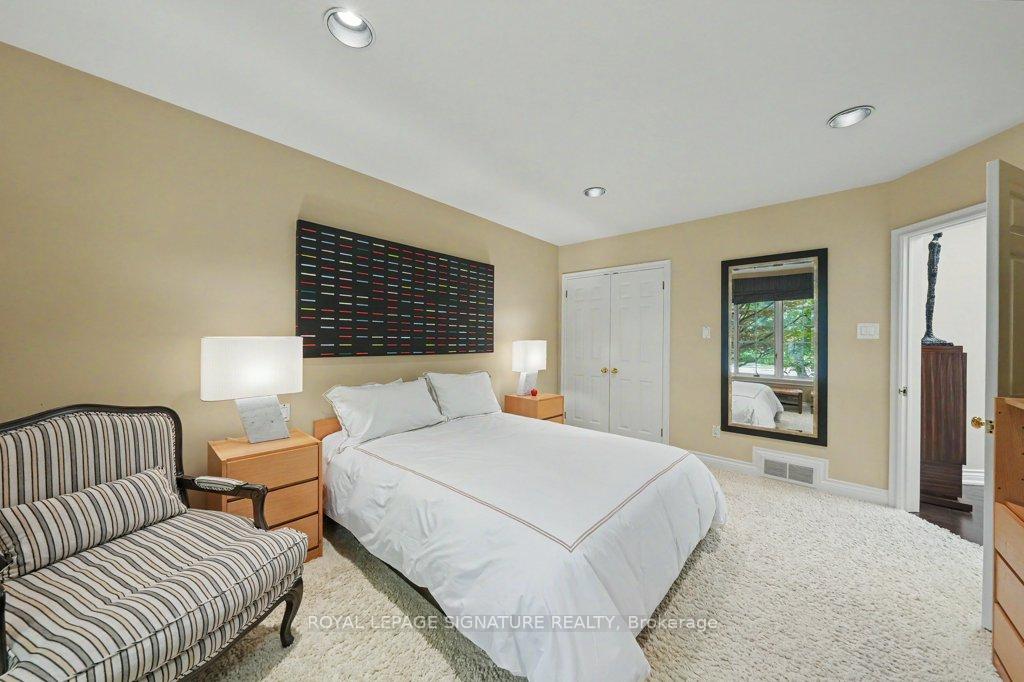 Photo 25 of 57 Wimpole Drive, North York, St. Andrew-Windfields — HOMEH