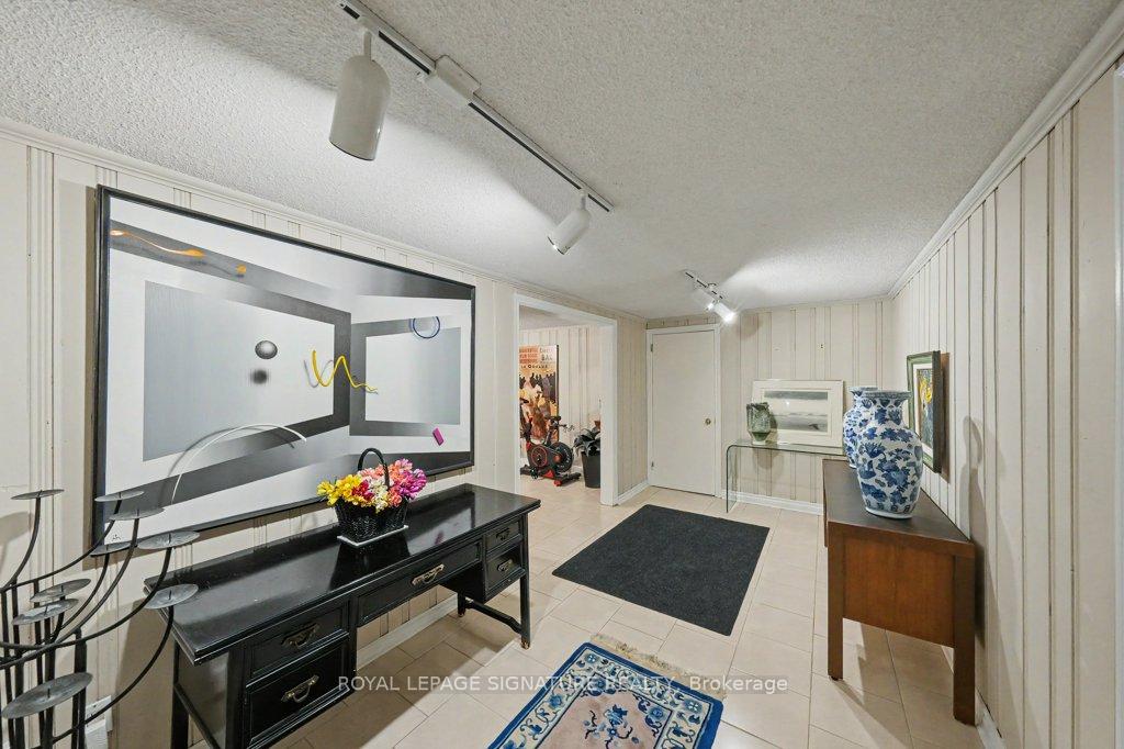 Photo 31 of 57 Wimpole Drive, North York, St. Andrew-Windfields — HOMEH