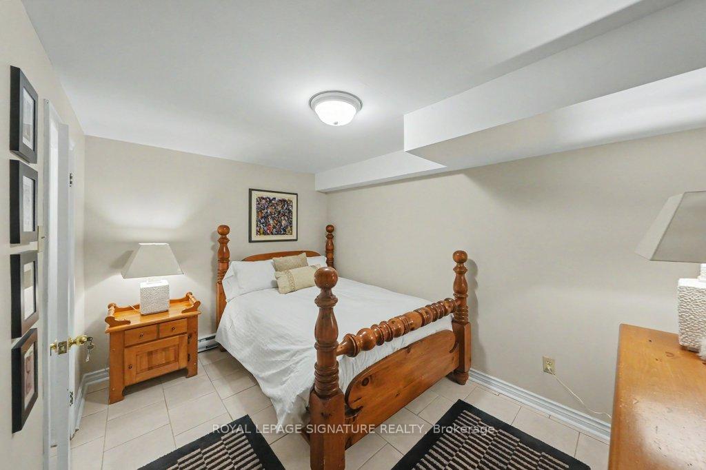 Photo 39 of 57 Wimpole Drive, North York, St. Andrew-Windfields — HOMEH