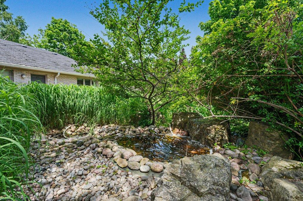 Photo 46 of 57 Wimpole Drive, North York, St. Andrew-Windfields — HOMEH