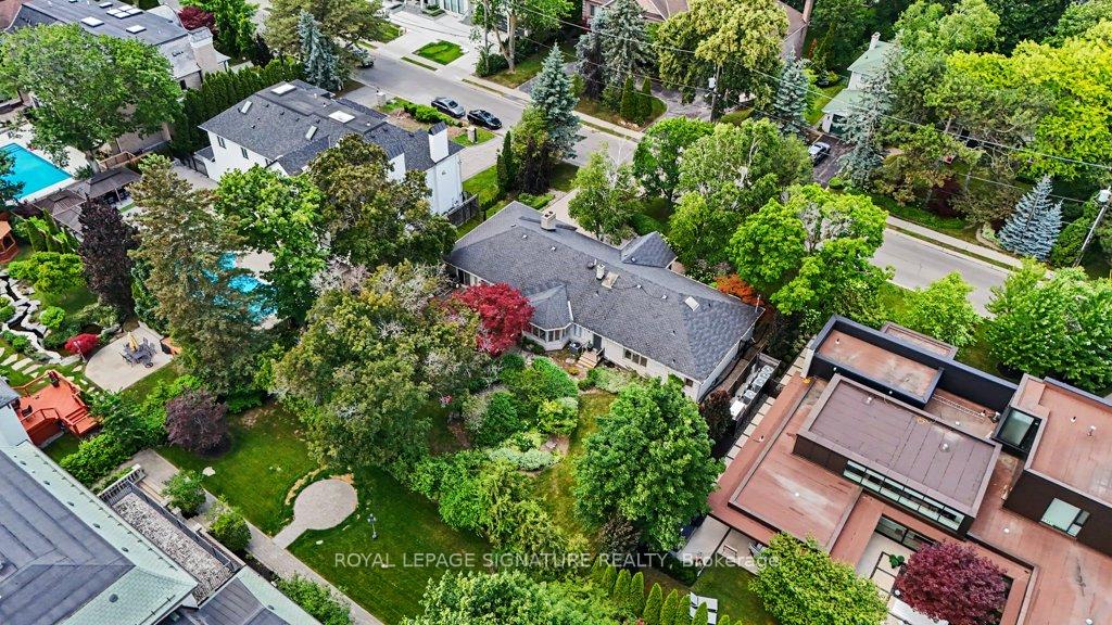 Photo 47 of 57 Wimpole Drive, North York, St. Andrew-Windfields — HOMEH