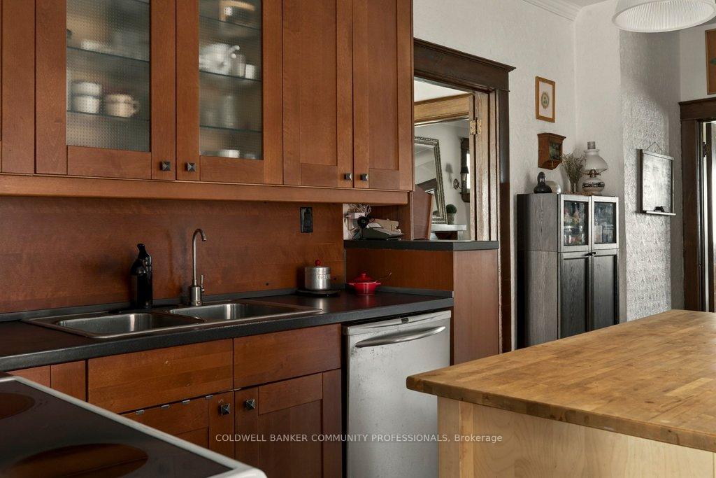 Photo 19 of 111 Spadina Avenue, Hamilton, Stipley — HOMEH