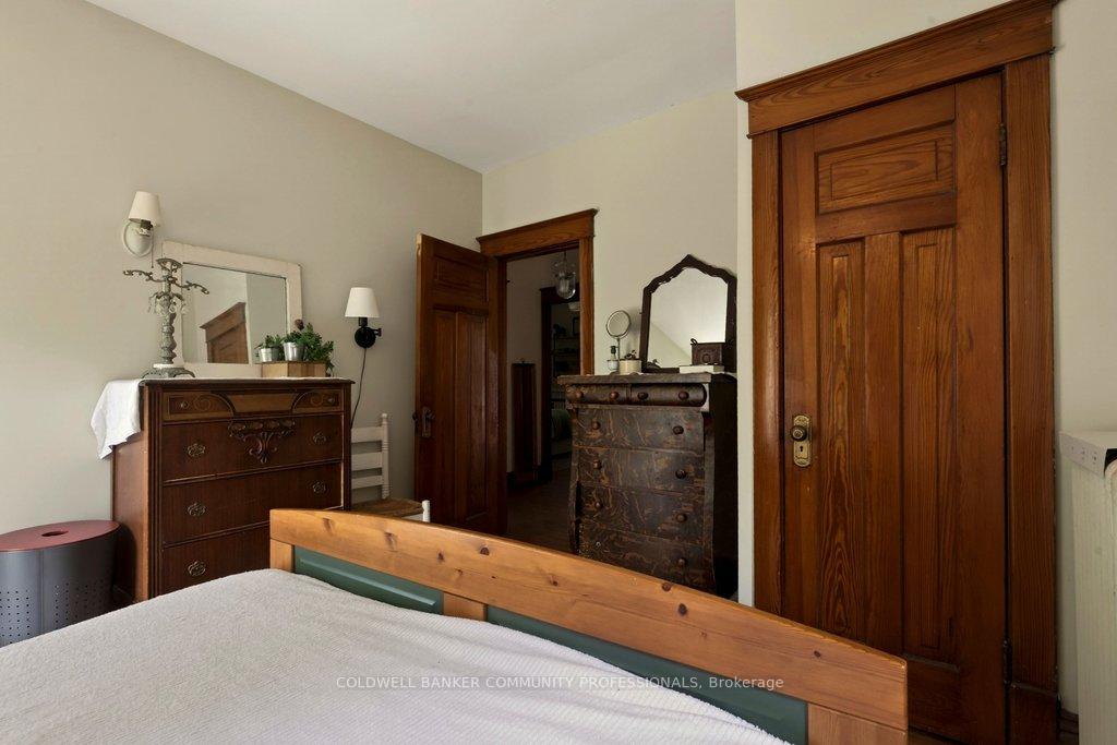 Photo 28 of 111 Spadina Avenue, Hamilton, Stipley — HOMEH