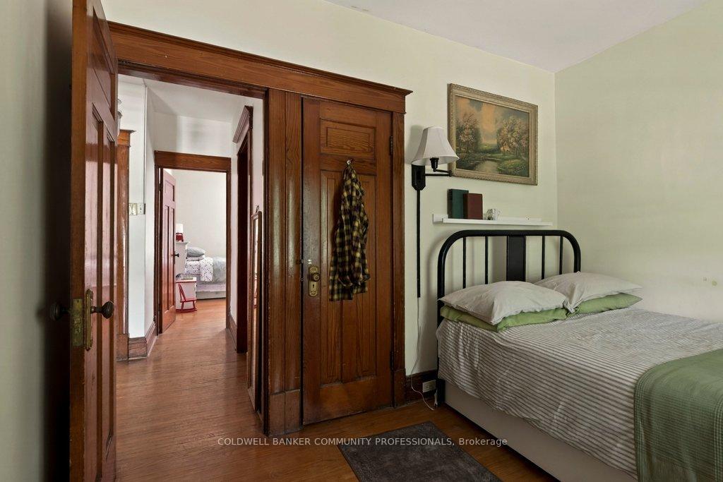 Photo 31 of 111 Spadina Avenue, Hamilton, Stipley — HOMEH
