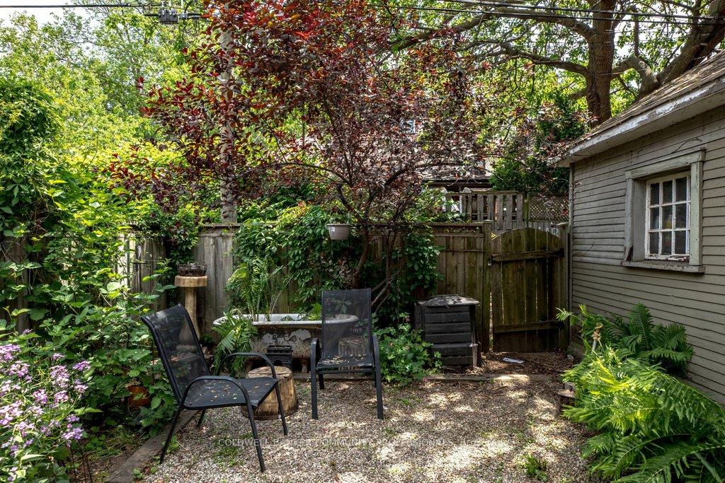 Photo 43 of 111 Spadina Avenue, Hamilton, Stipley — HOMEH