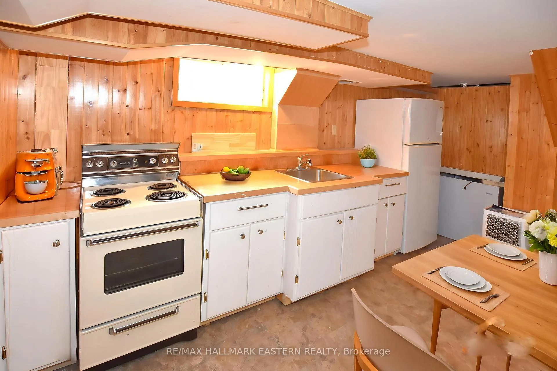 Photo 19 of 269 Aberdeen Avenue, Peterborough, Northcrest Ward 5 — HOMEH