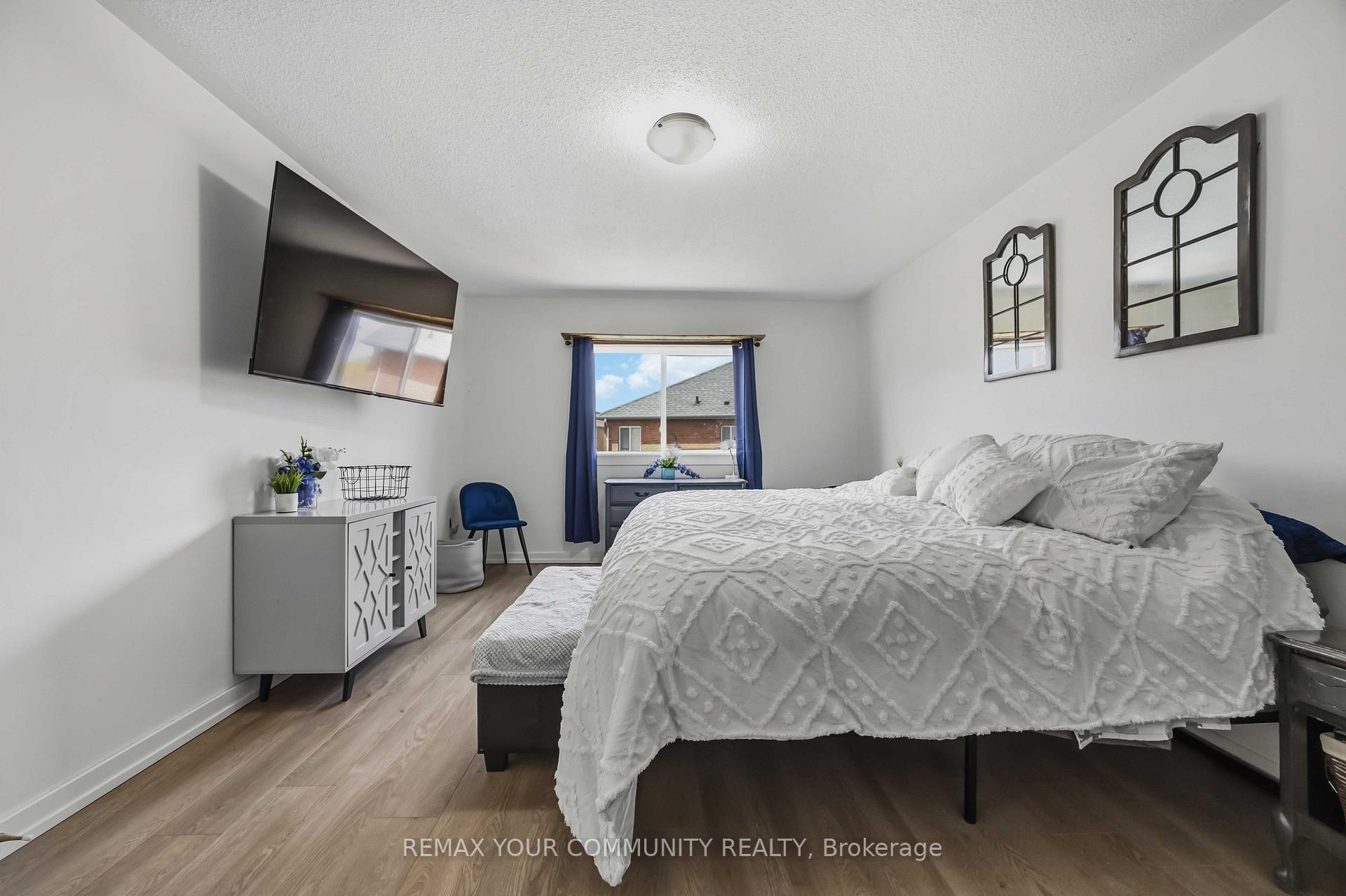 Photo 28 of 56 Hirst Avenue, Georgina, Keswick South — HOMEH