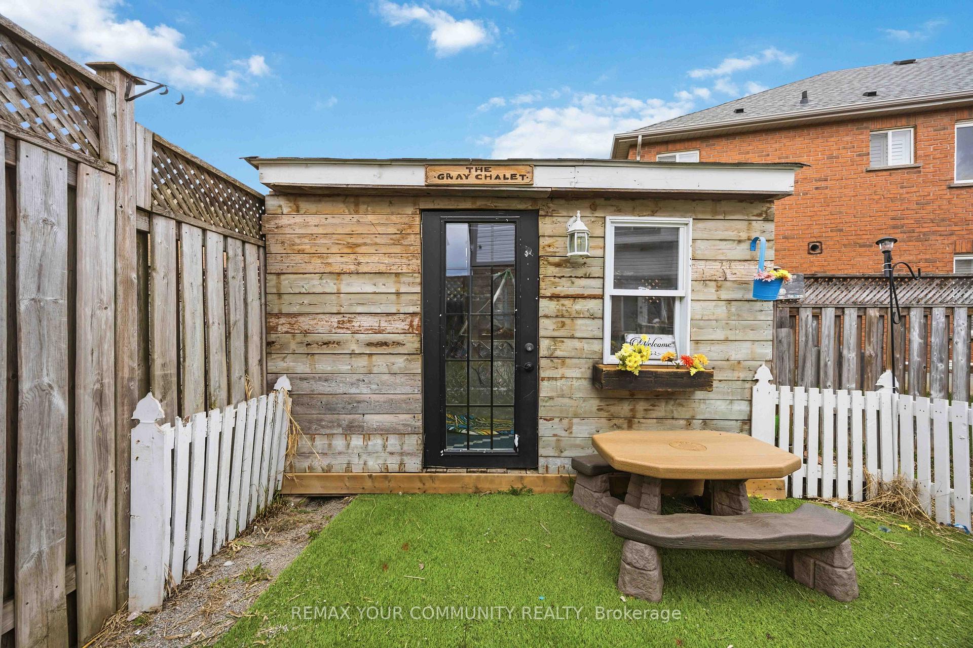 Photo 48 of 56 Hirst Avenue, Georgina, Keswick South — HOMEH