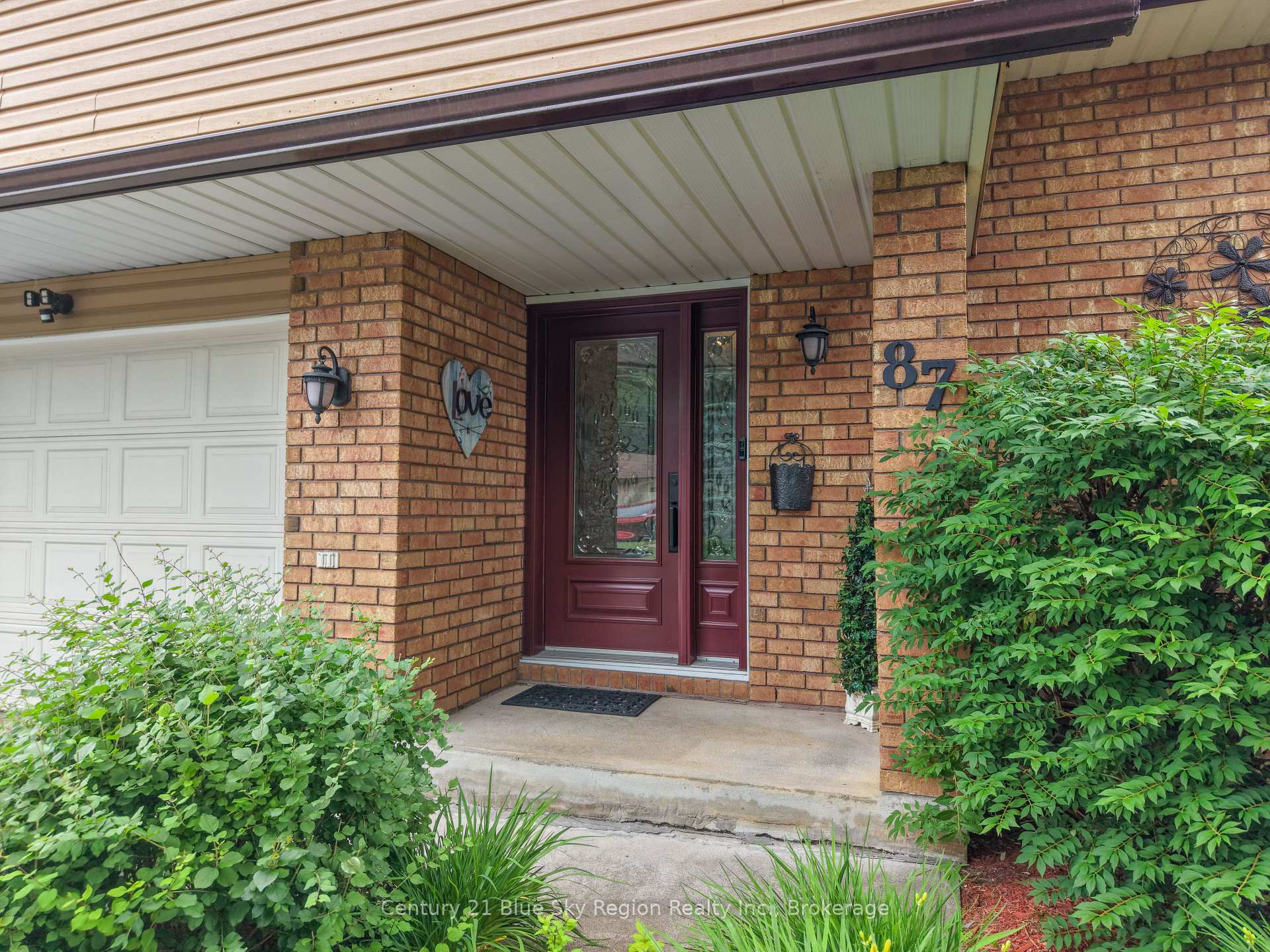 Photo 3 of 87 Labreche Drive, North Bay, Ferris — HOMEH