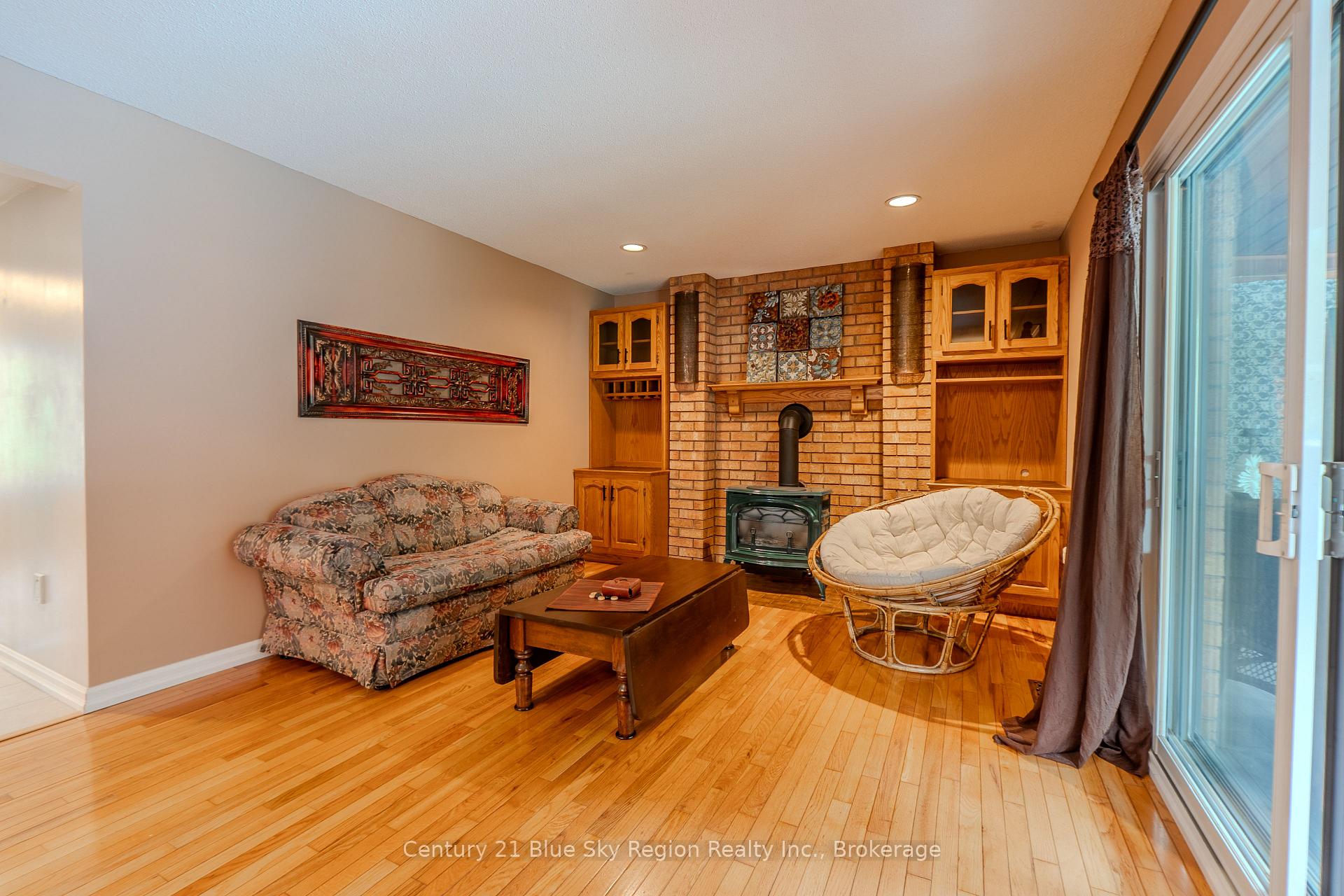 Photo 7 of 87 Labreche Drive, North Bay, Ferris — HOMEH