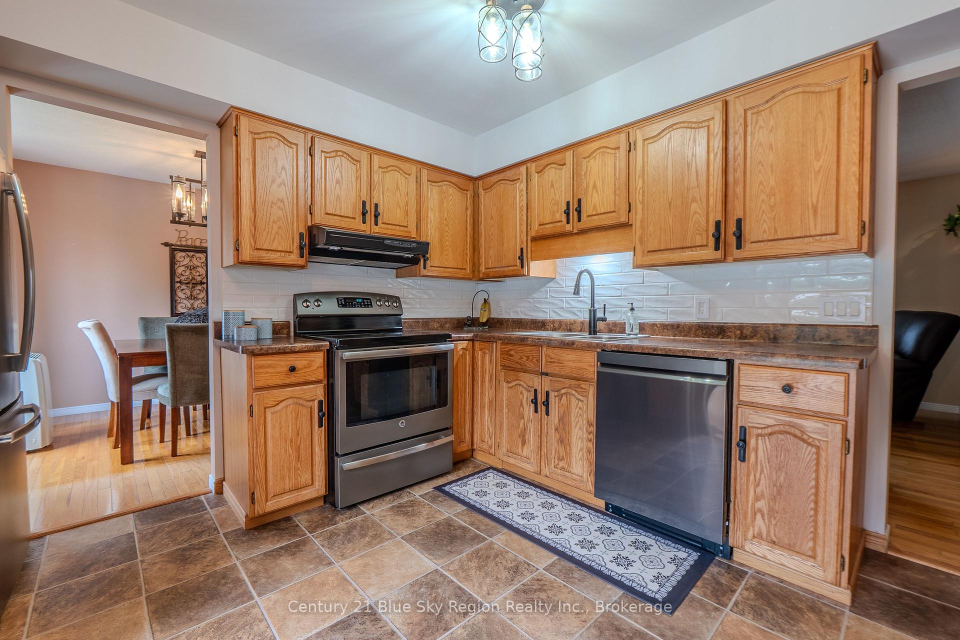 Photo 9 of 87 Labreche Drive, North Bay, Ferris — HOMEH