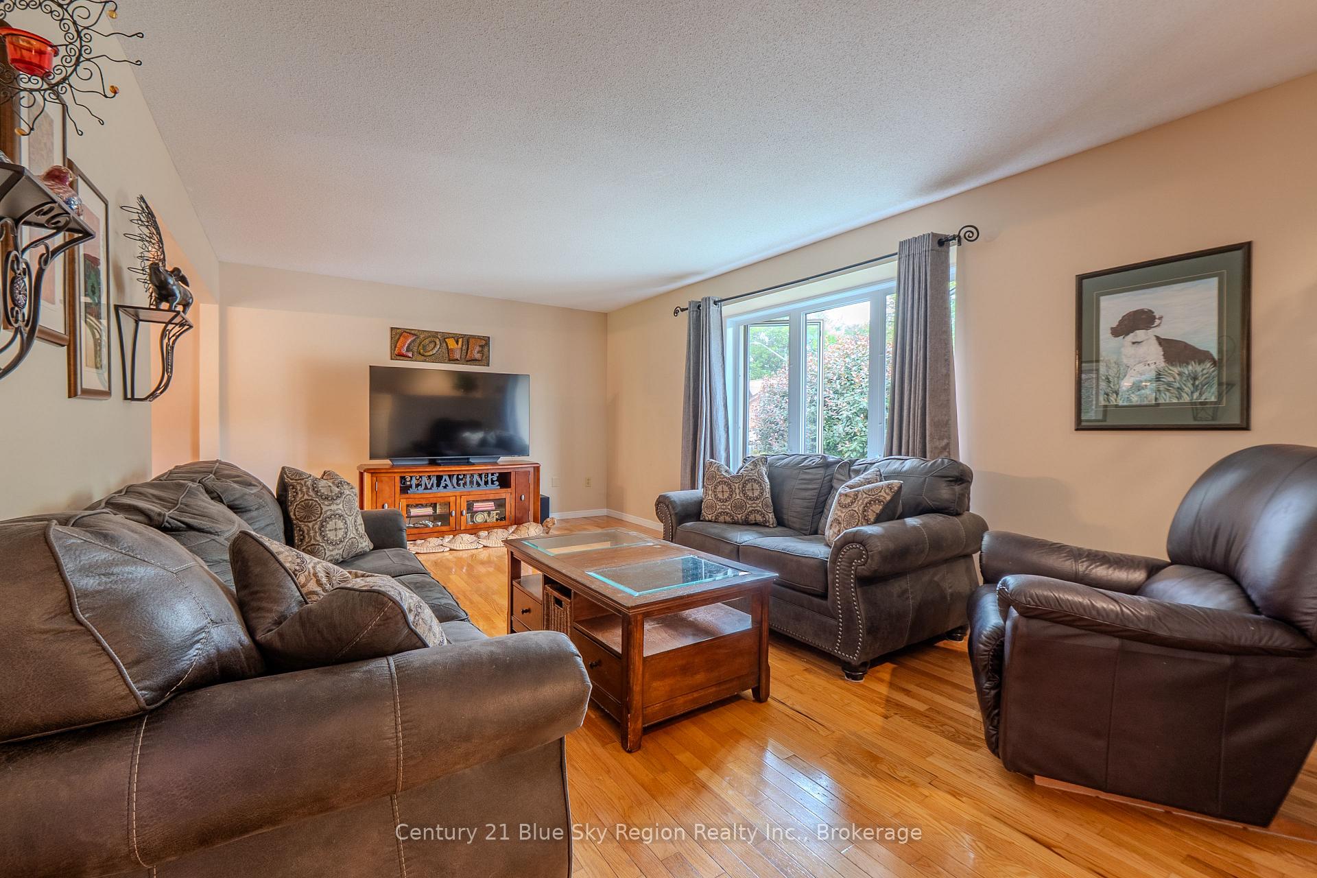Photo 15 of 87 Labreche Drive, North Bay, Ferris — HOMEH