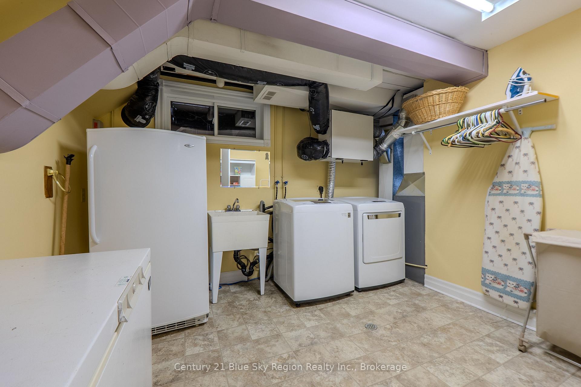 Photo 33 of 87 Labreche Drive, North Bay, Ferris — HOMEH