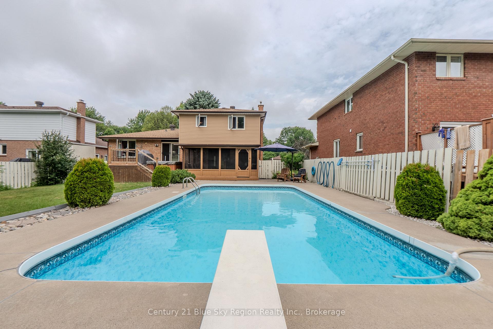 Photo 45 of 87 Labreche Drive, North Bay, Ferris — HOMEH