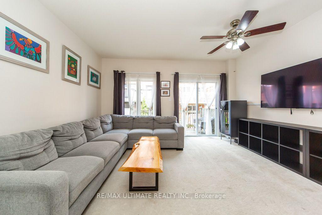 Photo 17 of 52 Bluewater Court, Etobicoke, Mimico — HOMEH