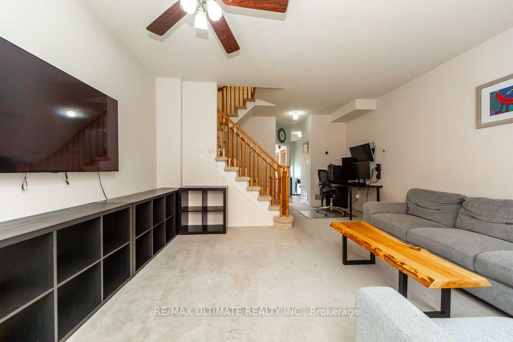 Photo 20 of 52 Bluewater Court, Etobicoke, Mimico — HOMEH