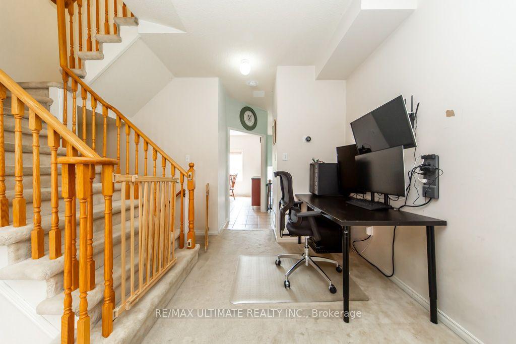 Photo 21 of 52 Bluewater Court, Etobicoke, Mimico — HOMEH