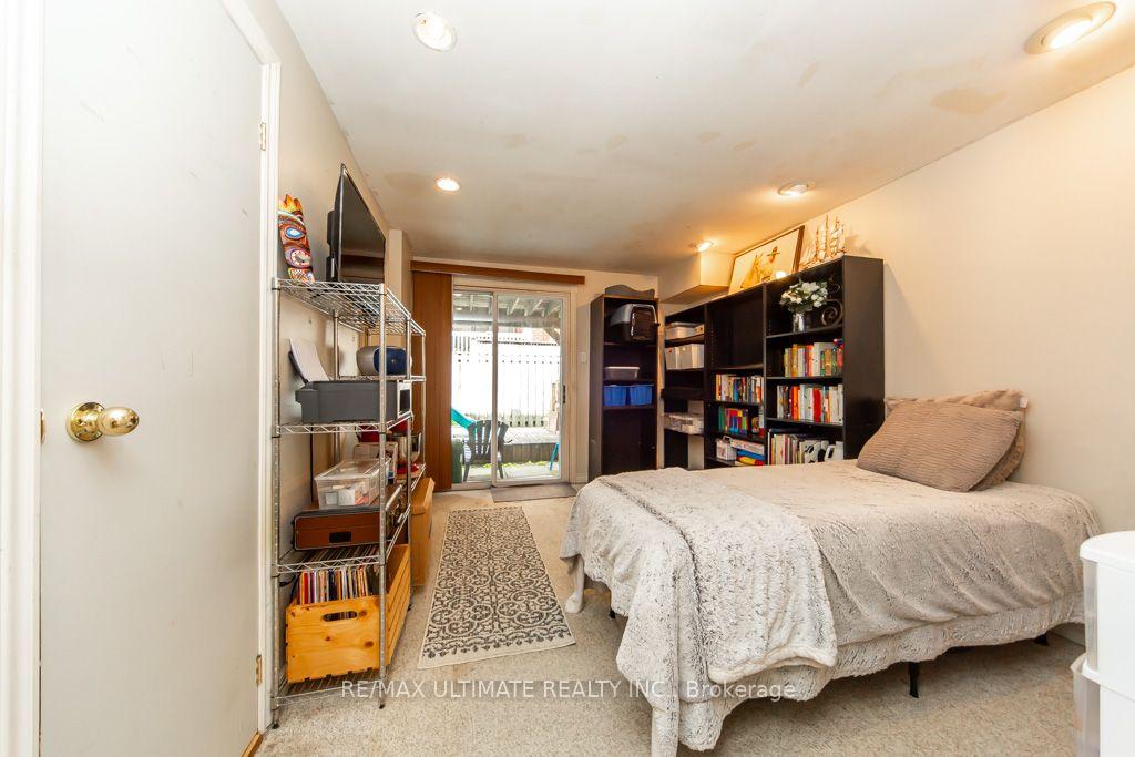 Photo 34 of 52 Bluewater Court, Etobicoke, Mimico — HOMEH
