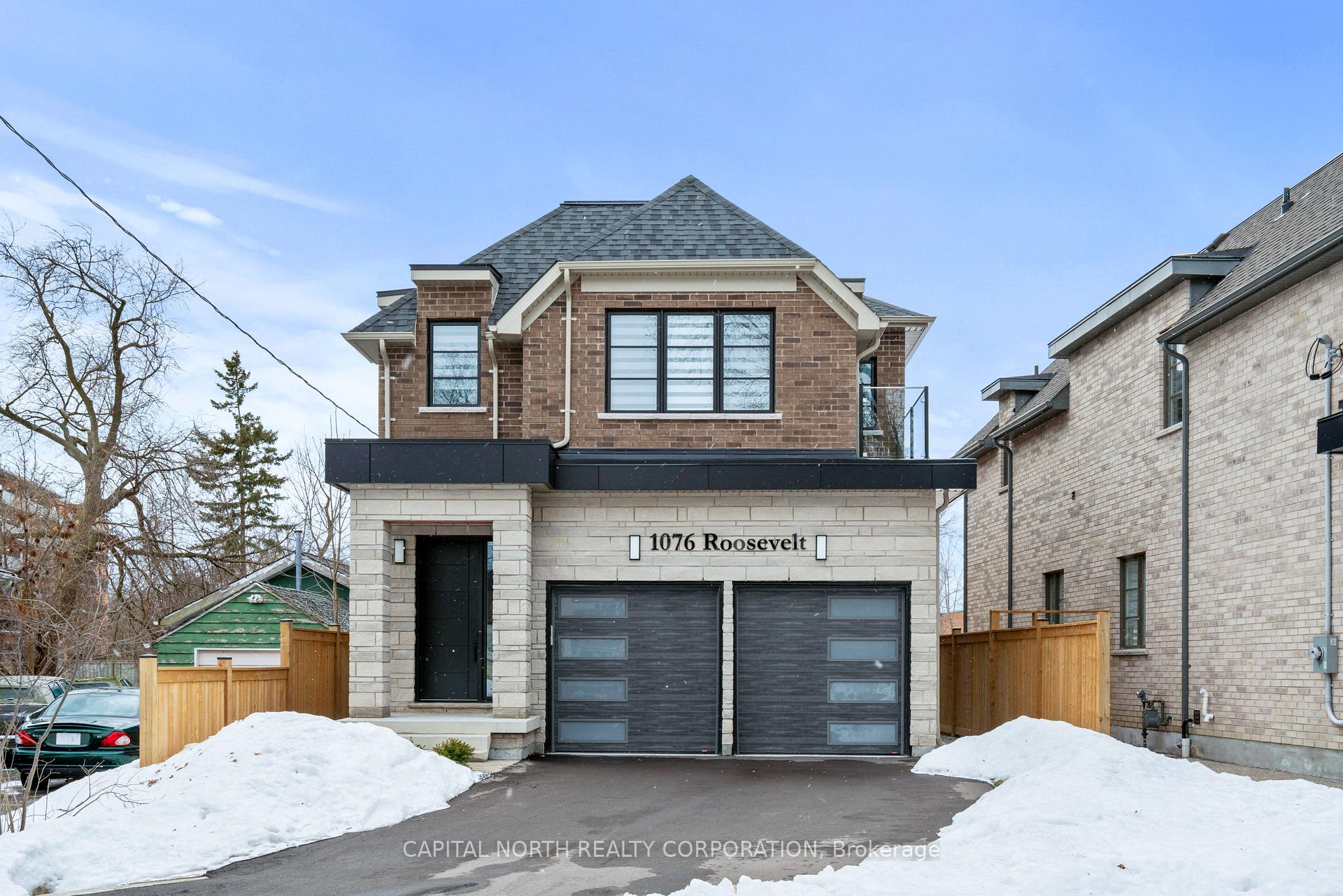 Photo of 1076 Roosevelt Road