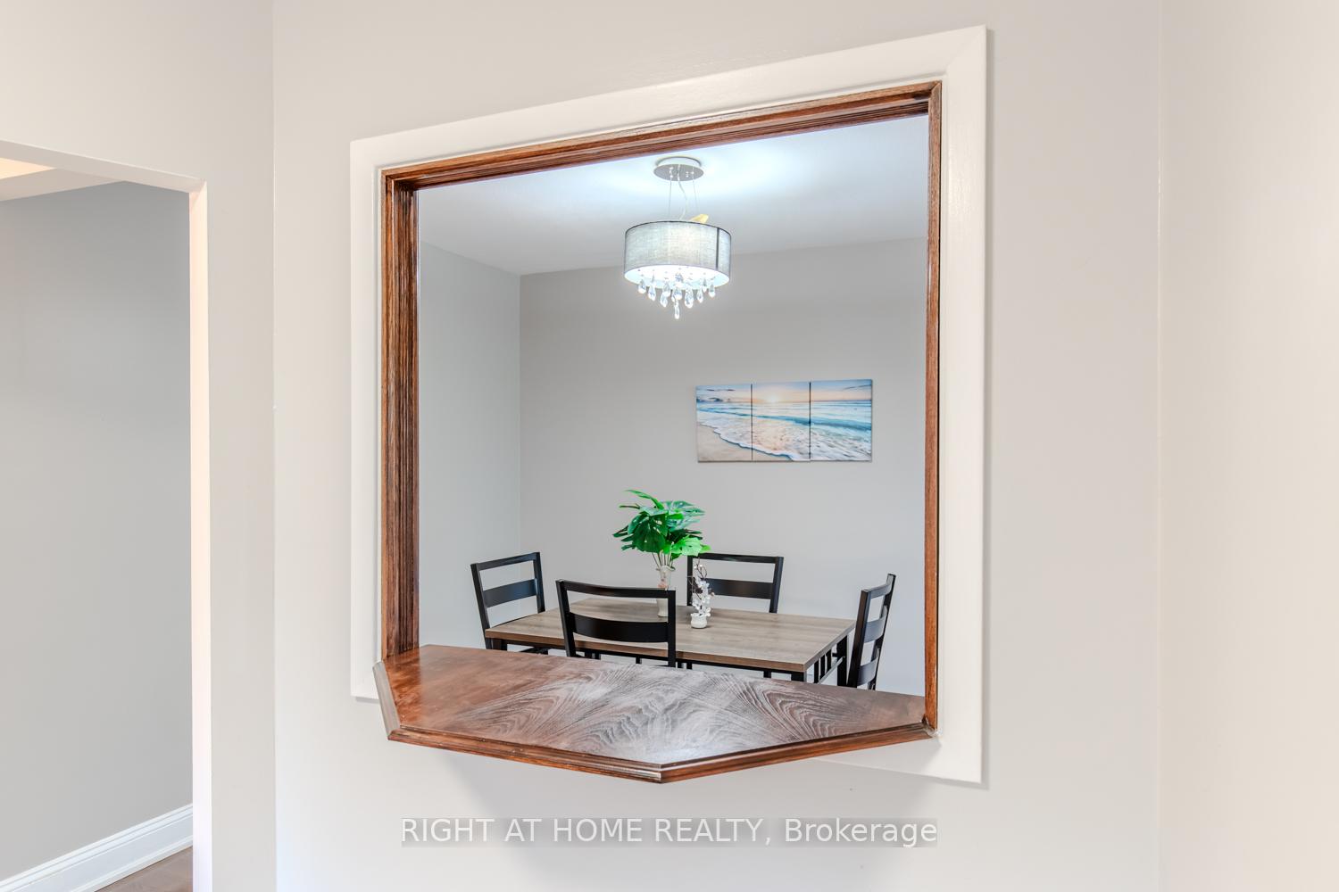 Photo 7 of 12 Murellen Crescent, North York, Victoria Village — HOMEH