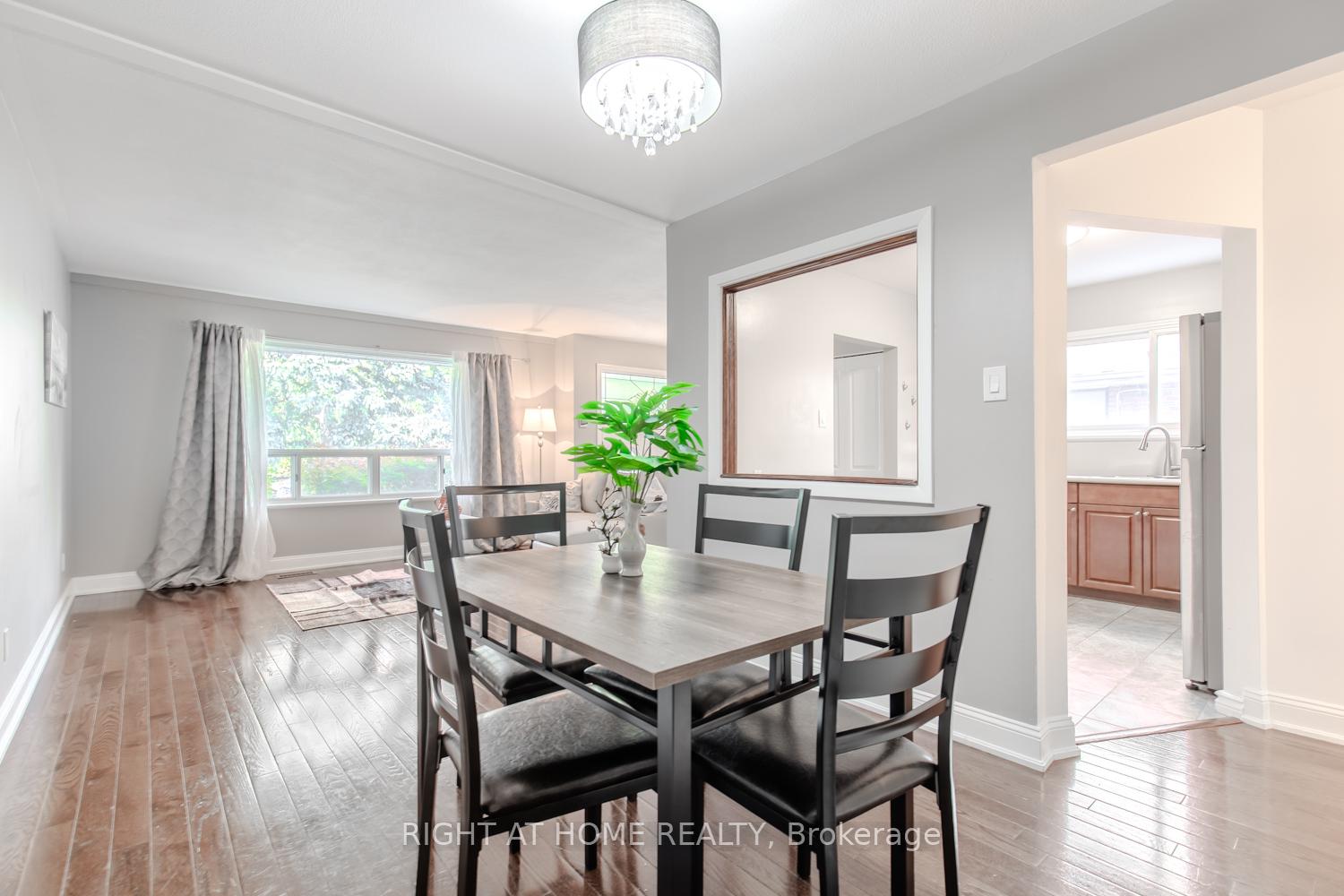 Photo 9 of 12 Murellen Crescent, North York, Victoria Village — HOMEH