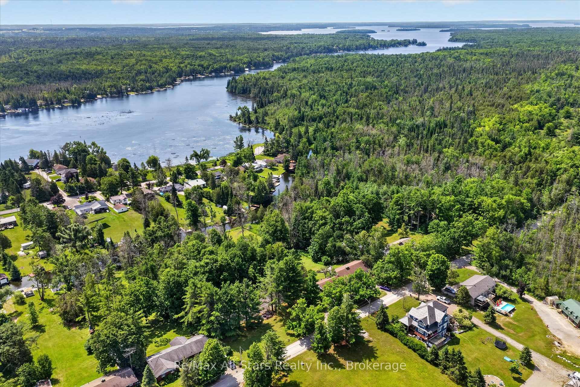 Photo 12 of 85 Grandy Road, Kawartha Lakes, Coboconk — HOMEH