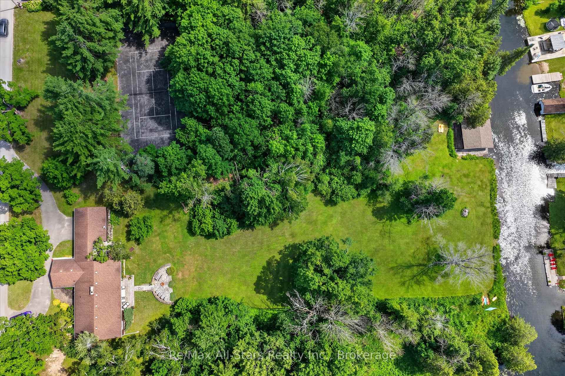 Photo 10 of 85 Grandy Road, Kawartha Lakes, Coboconk — HOMEH
