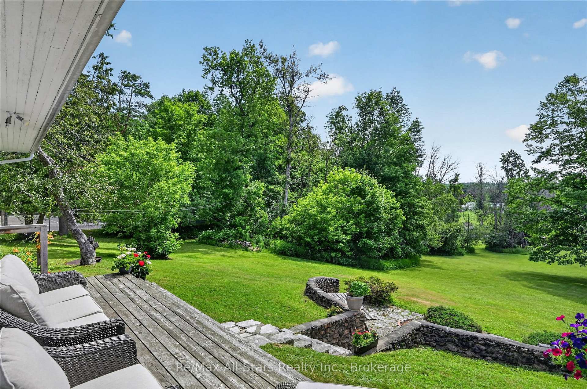 Photo 5 of 85 Grandy Road, Kawartha Lakes, Coboconk — HOMEH