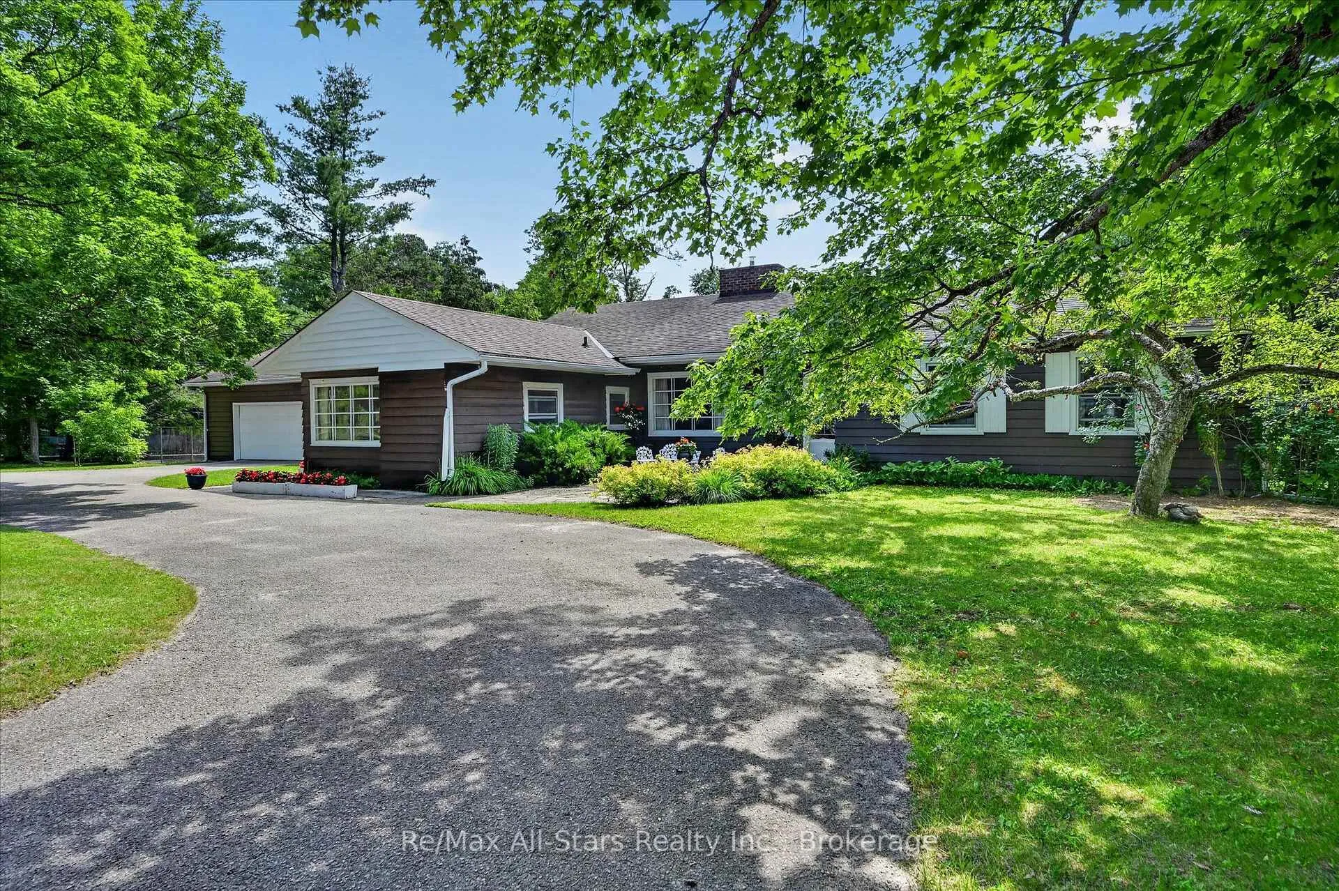 Photo 2 of 85 Grandy Road, Kawartha Lakes, Coboconk — HOMEH